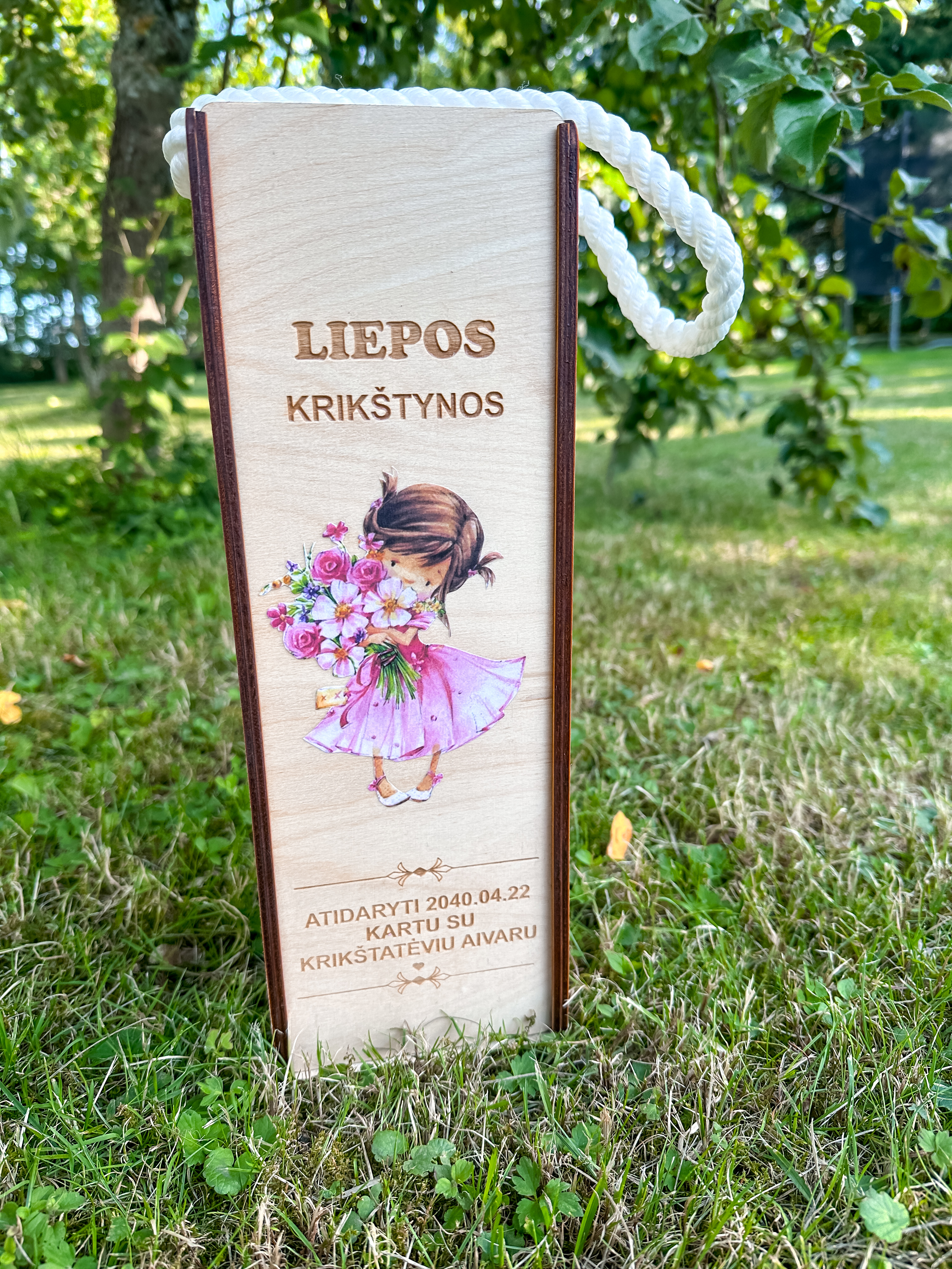 Medinė gėrimų dėžė