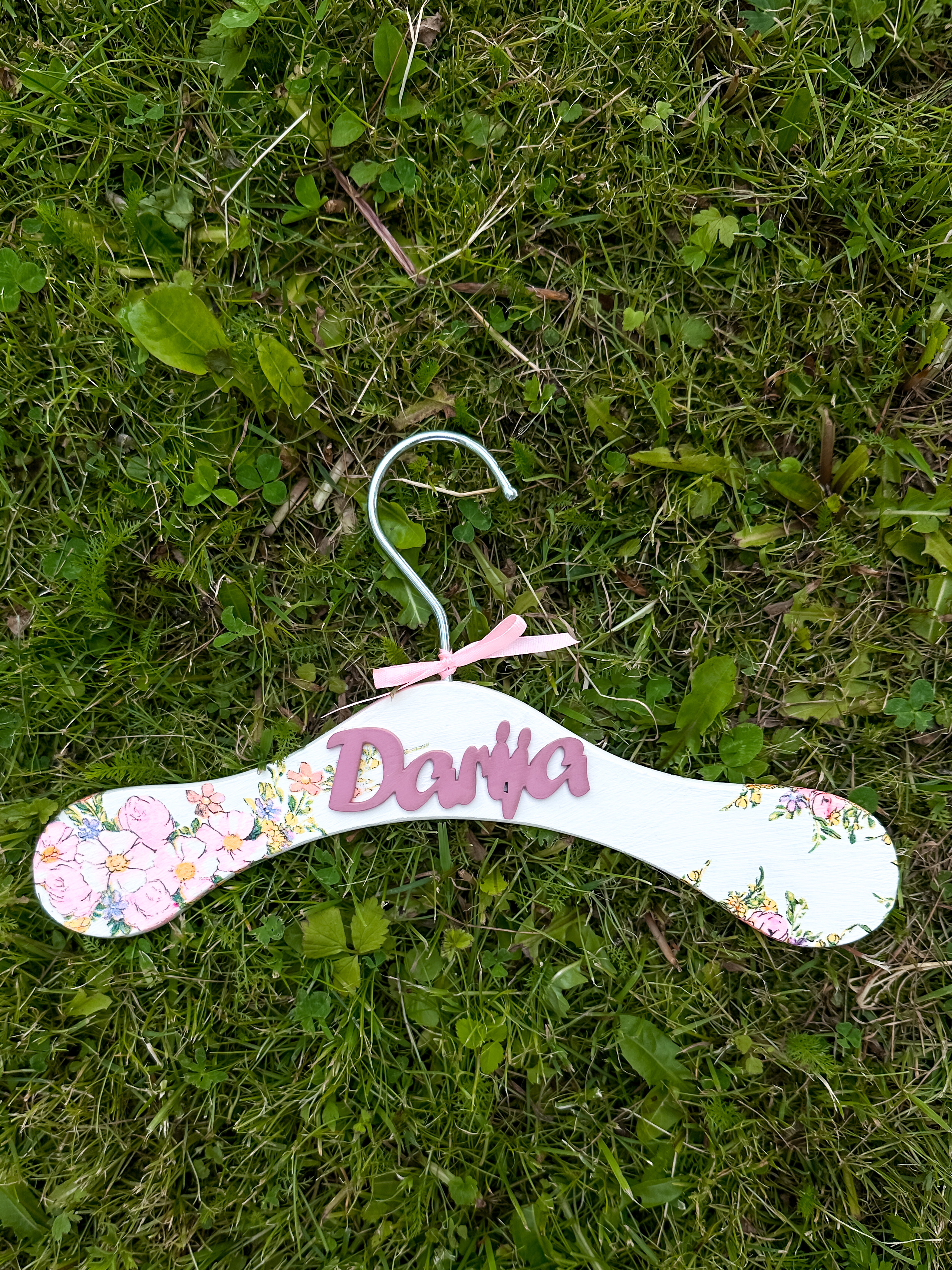 Dekoruota medinė pakaba