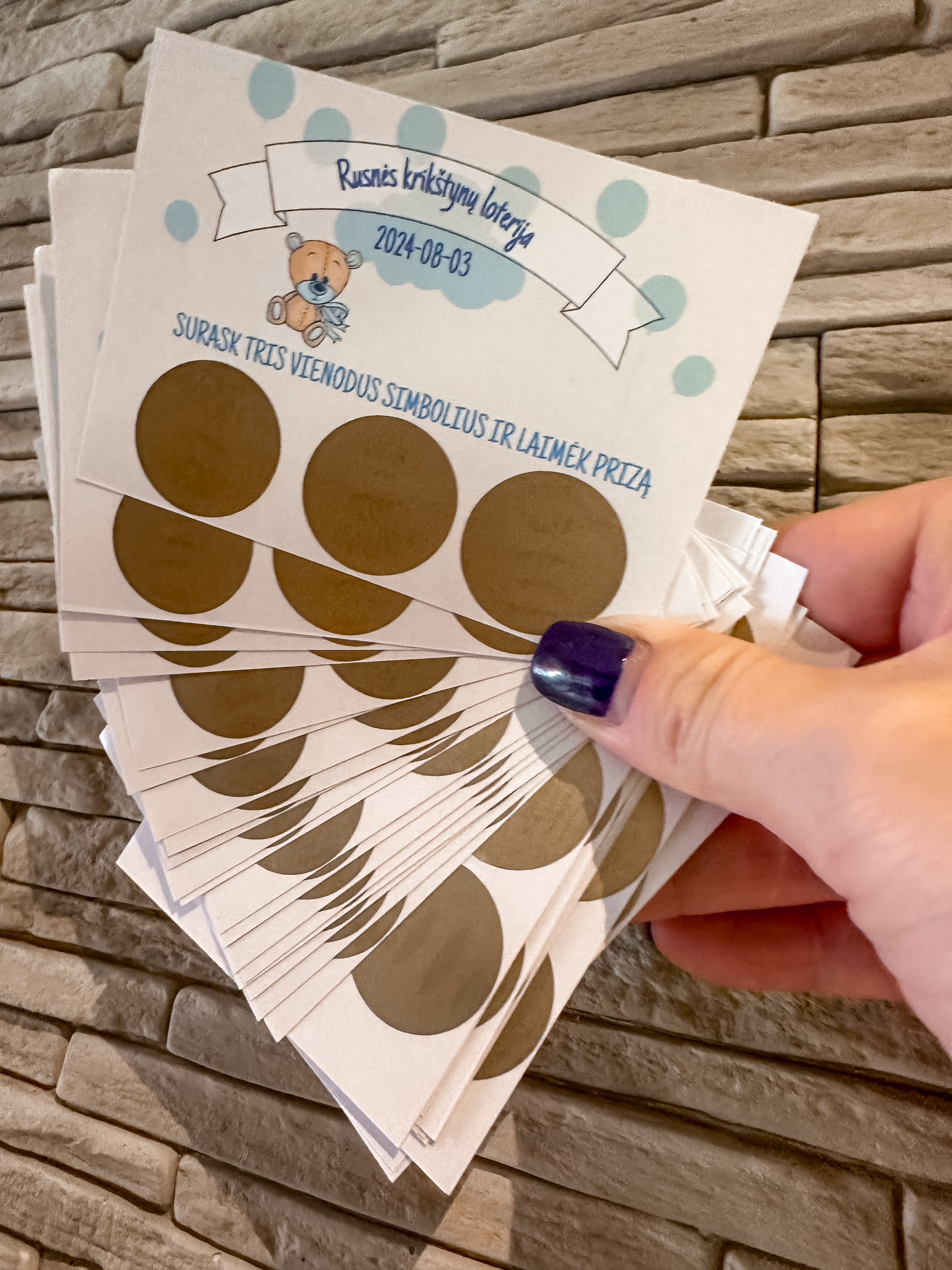 Krikštynų žaidimas - Nutrink ir laimėk prizą