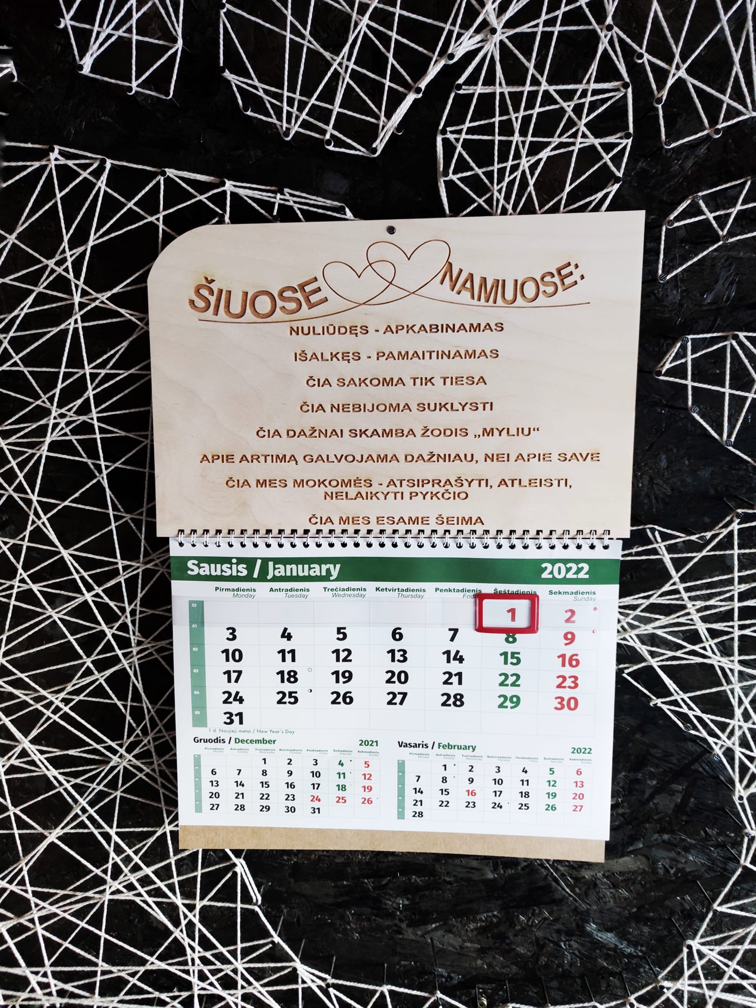 Sieninis kalendorius - Šiuose namuose mes šeima