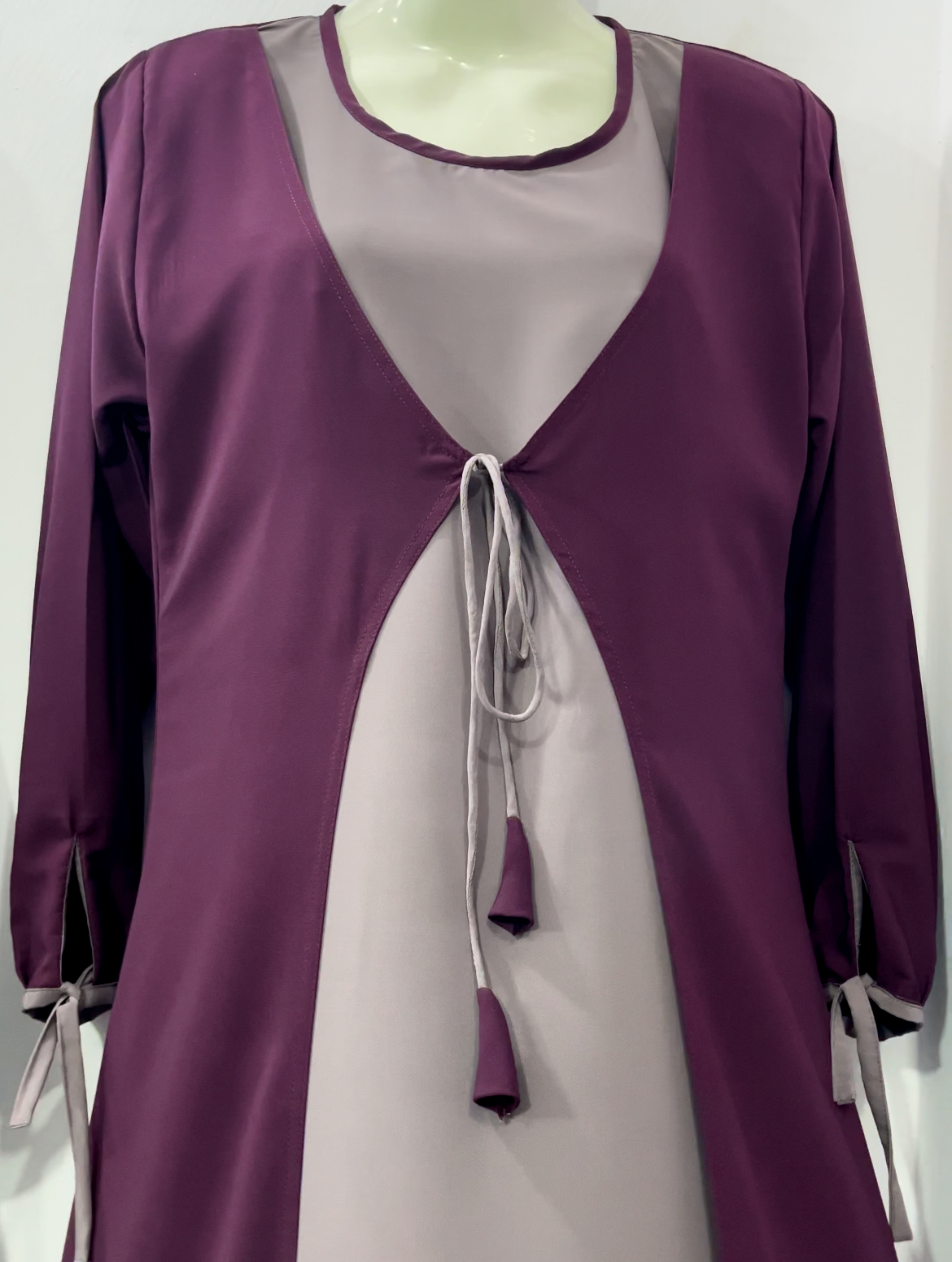 Elegant two-tone Abaya (EB00001)