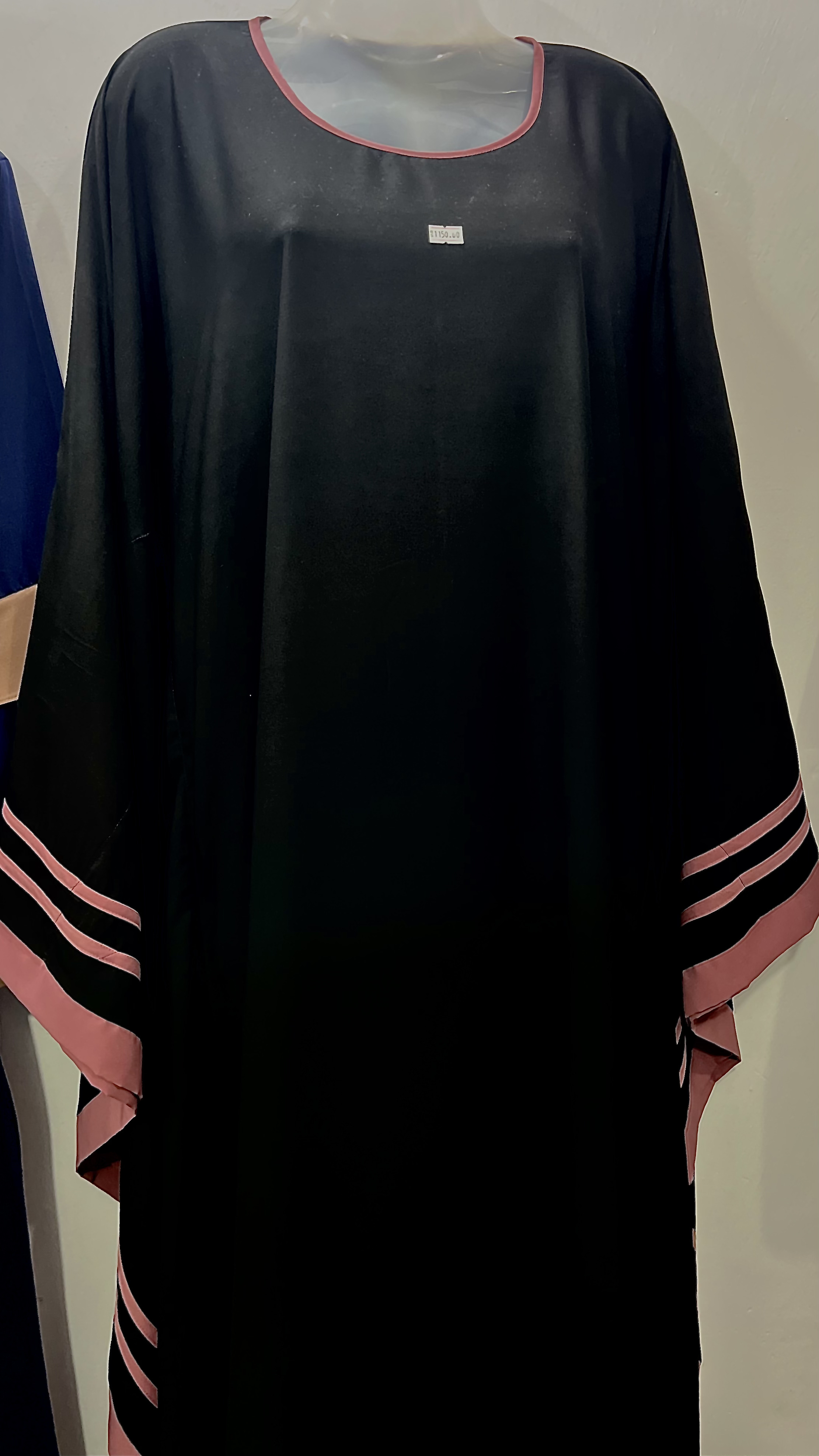 Black and pink poncho and kaftaan abaya (EB00010)