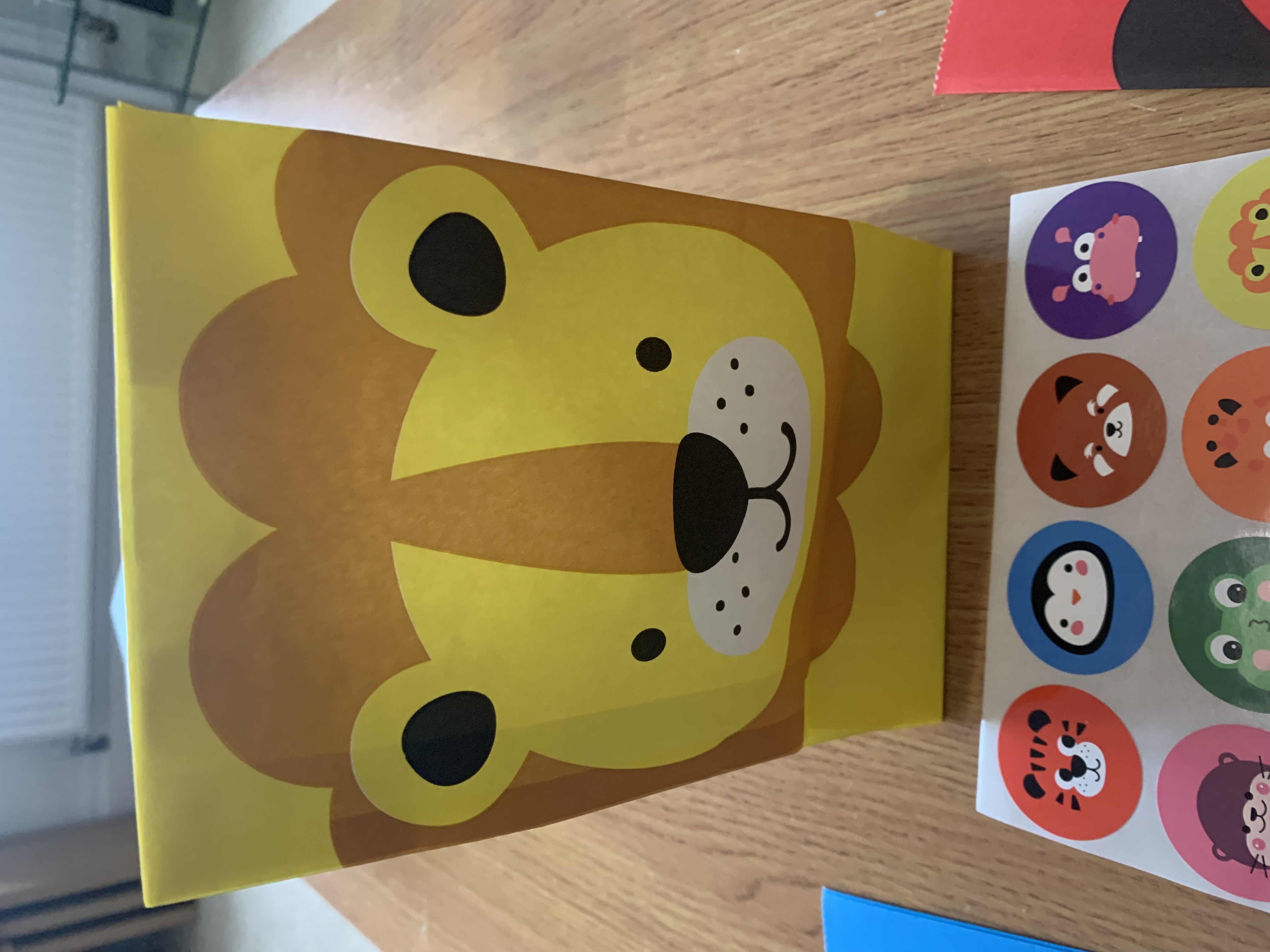 🩵Cute animal party bags with matching stickers🩵