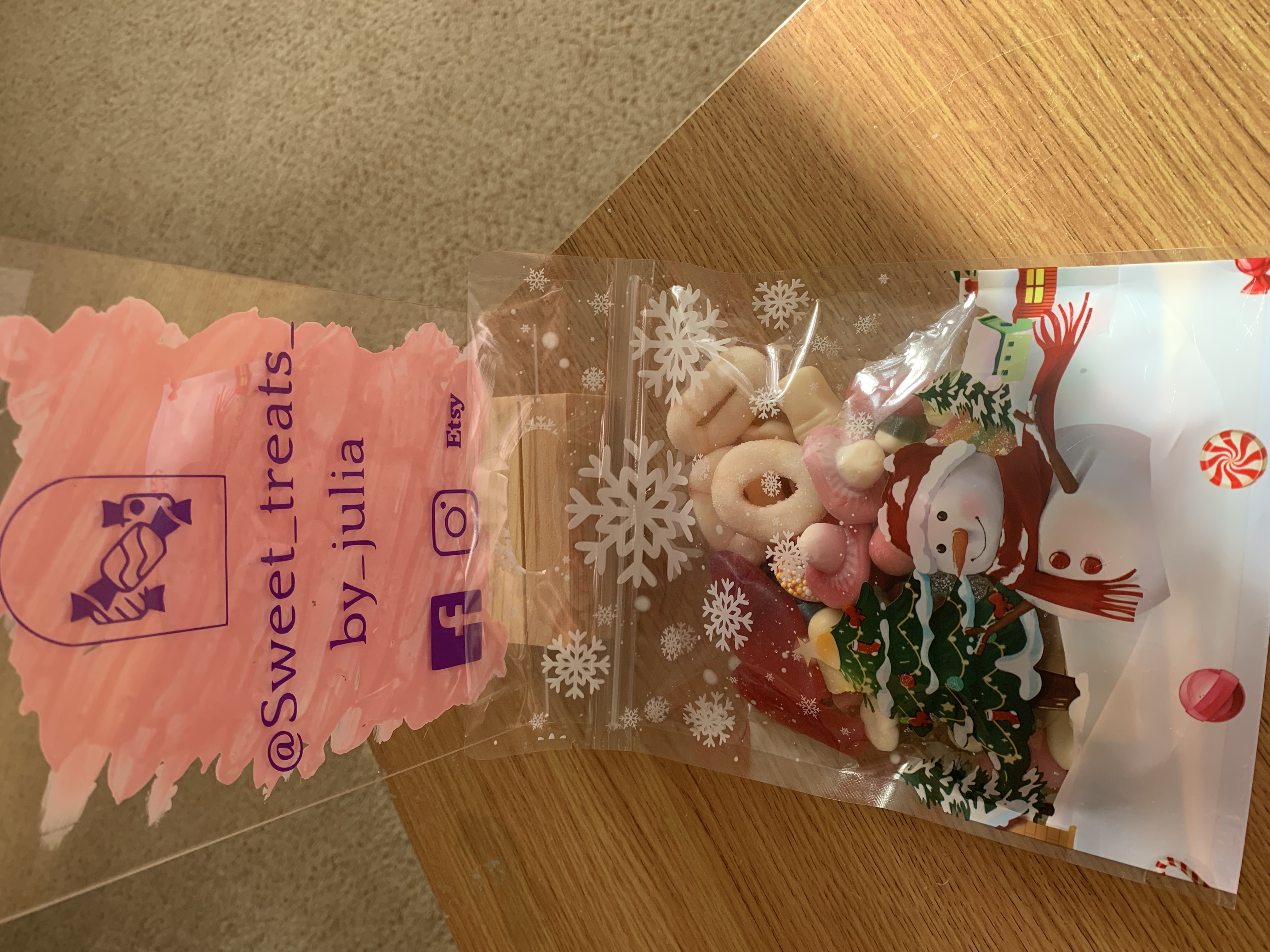 Cute snowman sweet pouch with handle