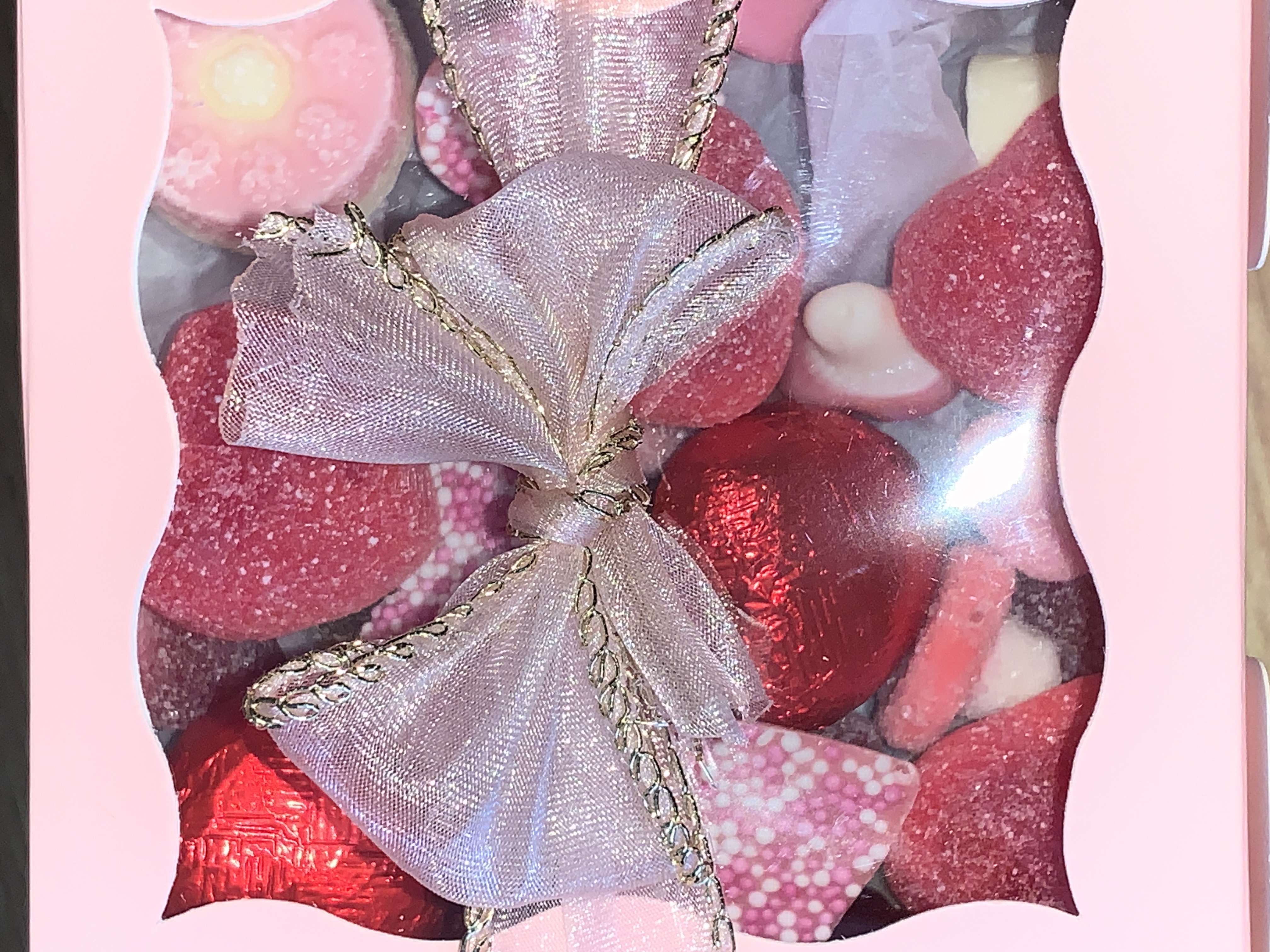 💚Treat box with a variety of sweets and complete with ribbon💚