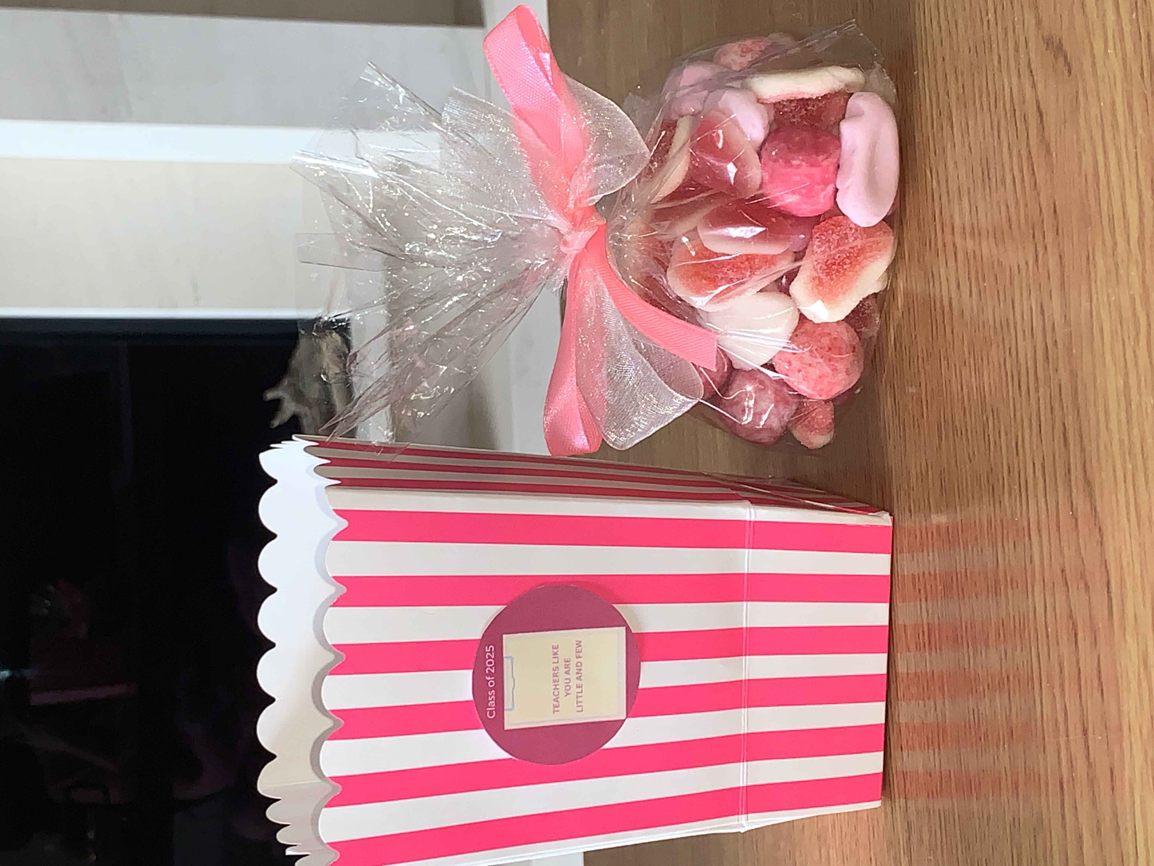 🩷 Pretty in pink treat boxes 🩷
