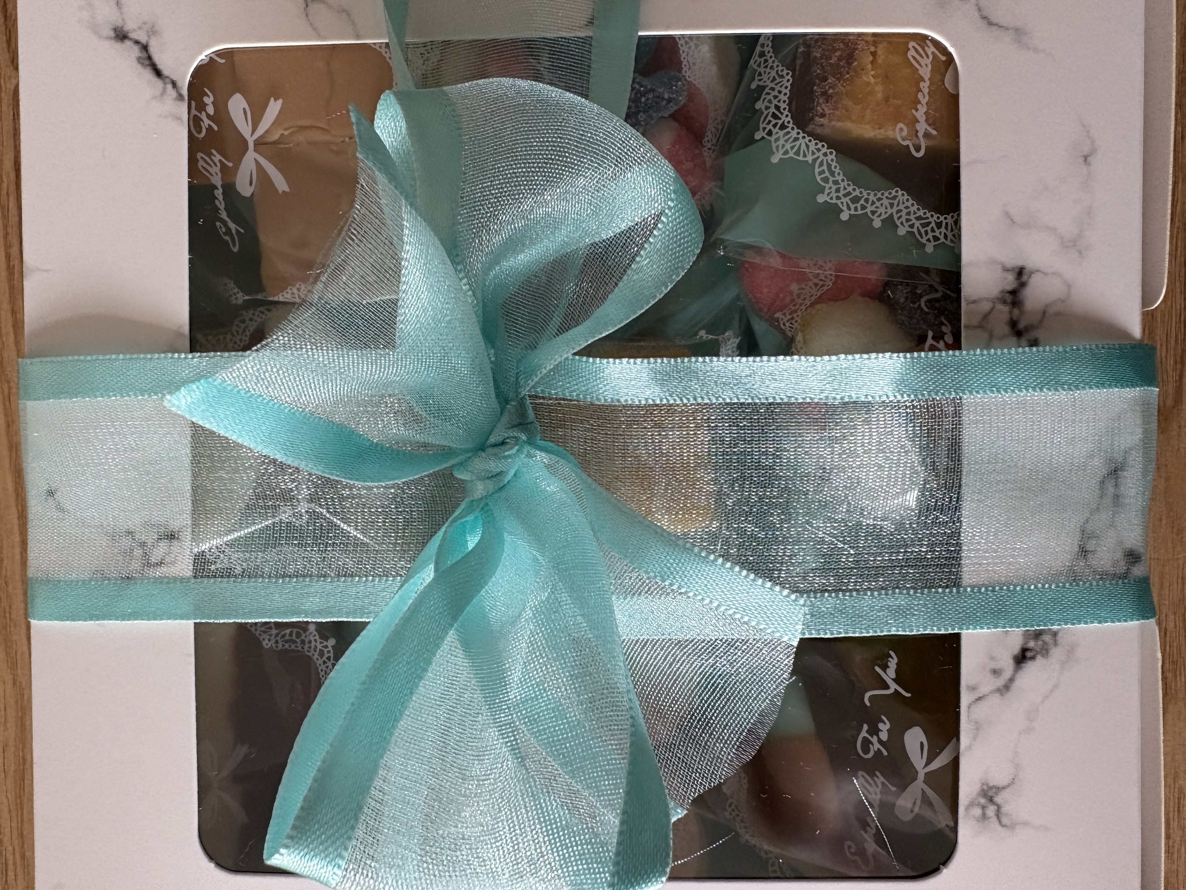 Our ultimate sweet lovers gift set