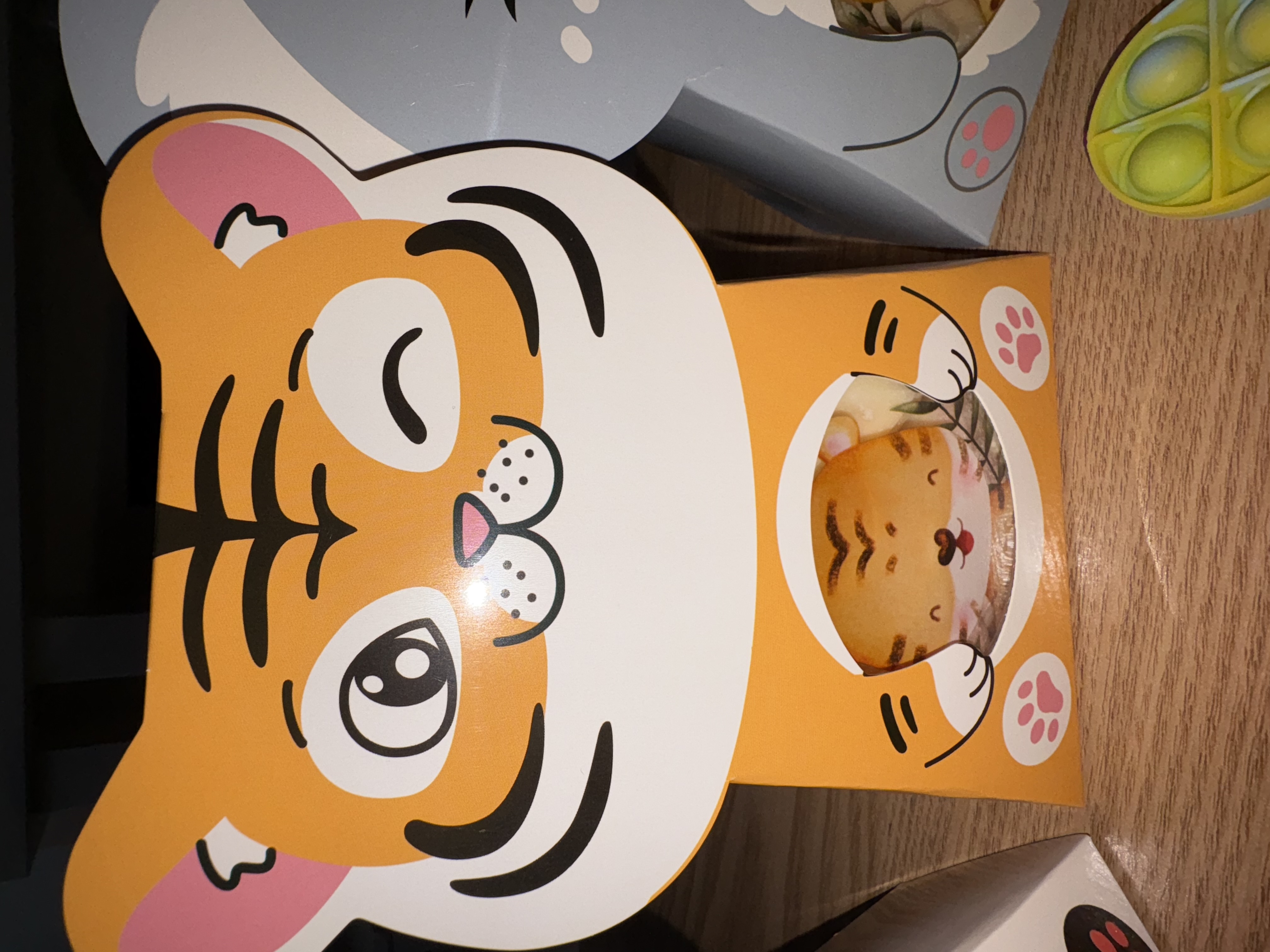 🤎Cute animal treat boxes complete with sweets🤎