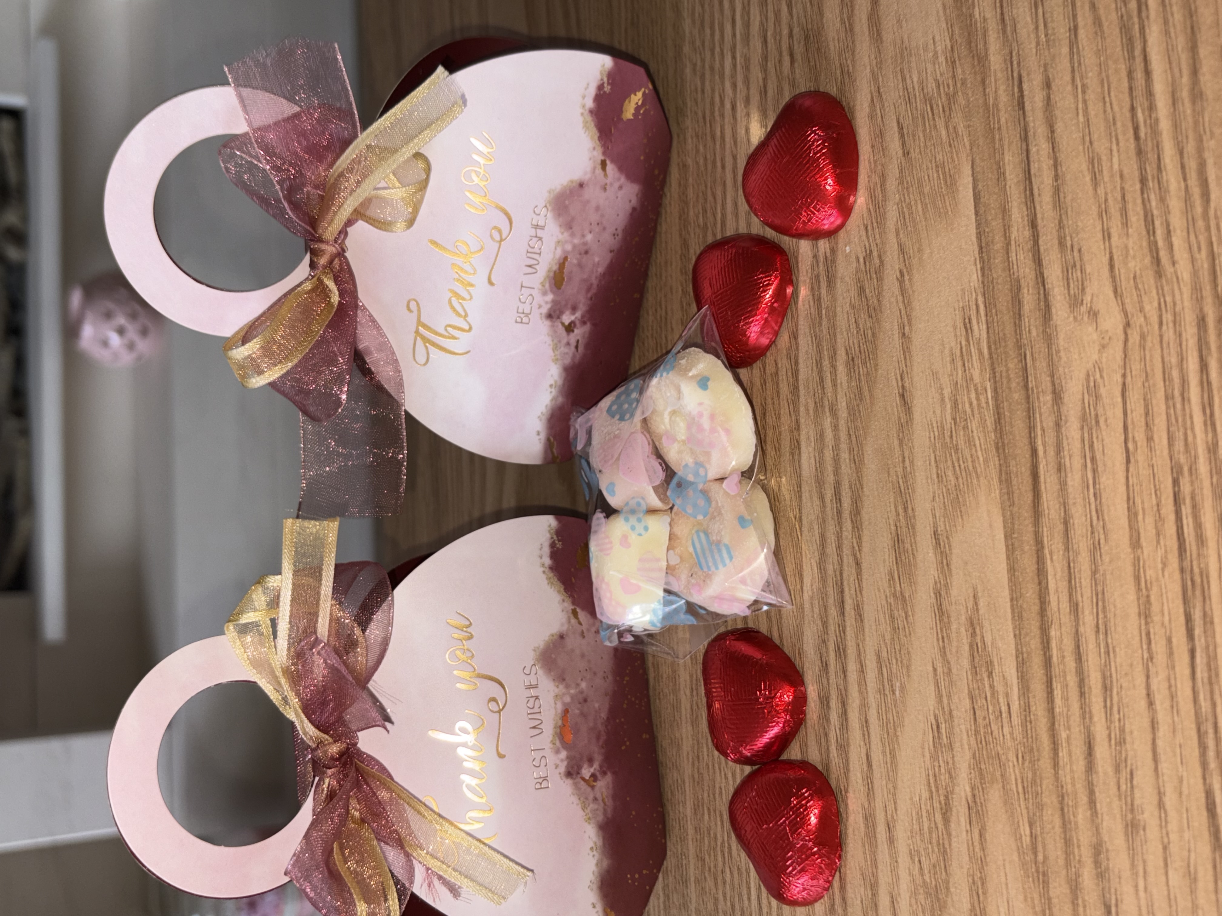 🩷Beautiful thank you bag style favour boxes complete with two tone ribbon🩷