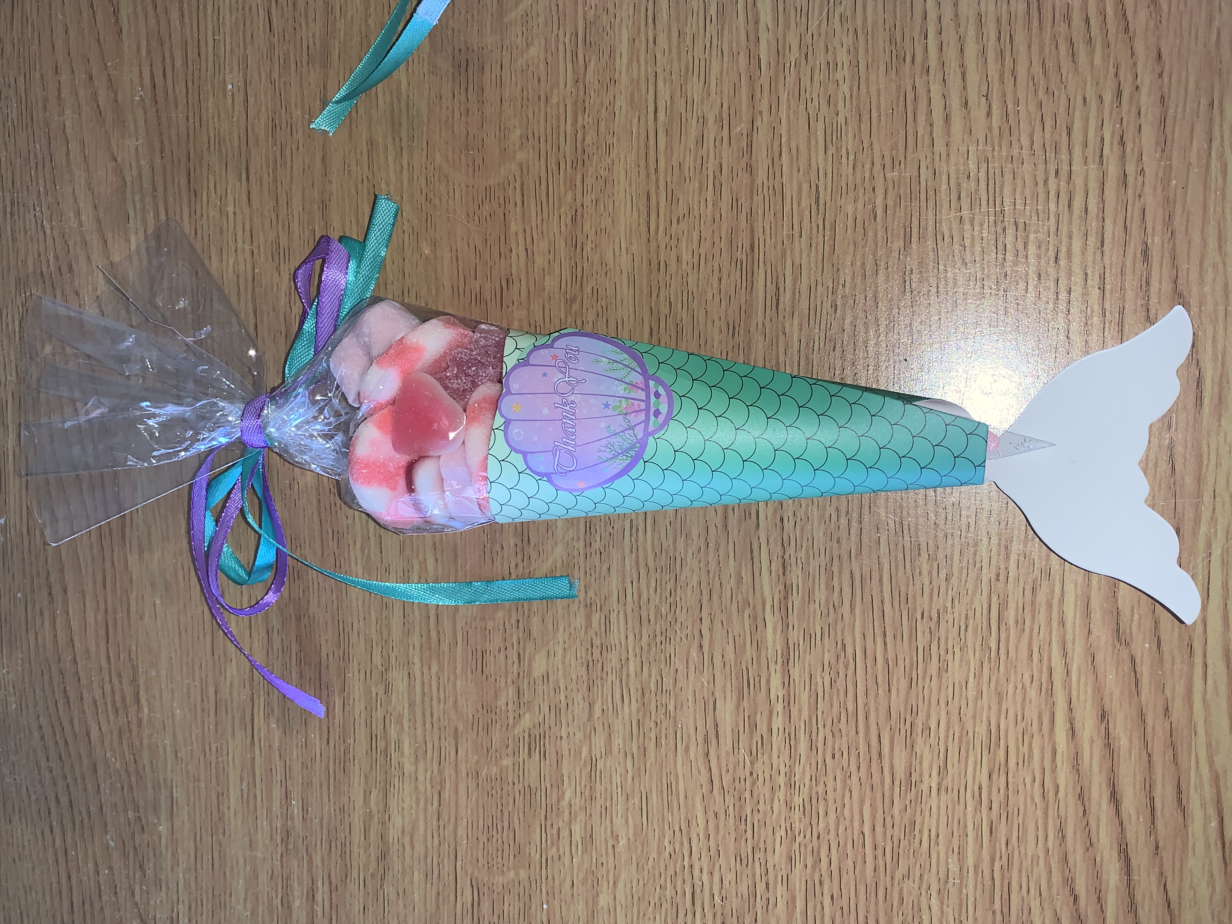 Mermaid sweetcone and holder 