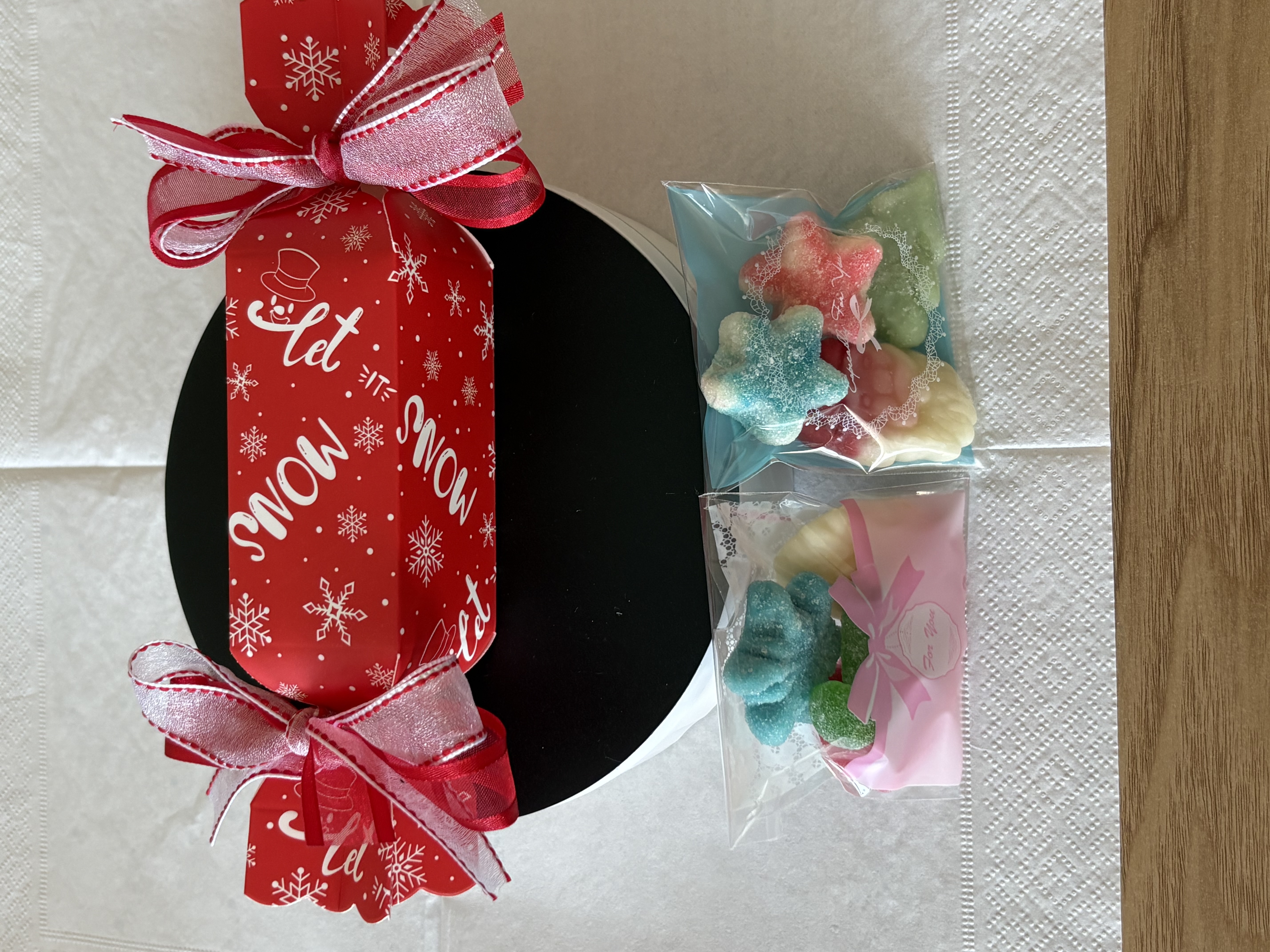 Cracker style christmas favour box complete with sweets and ribbon