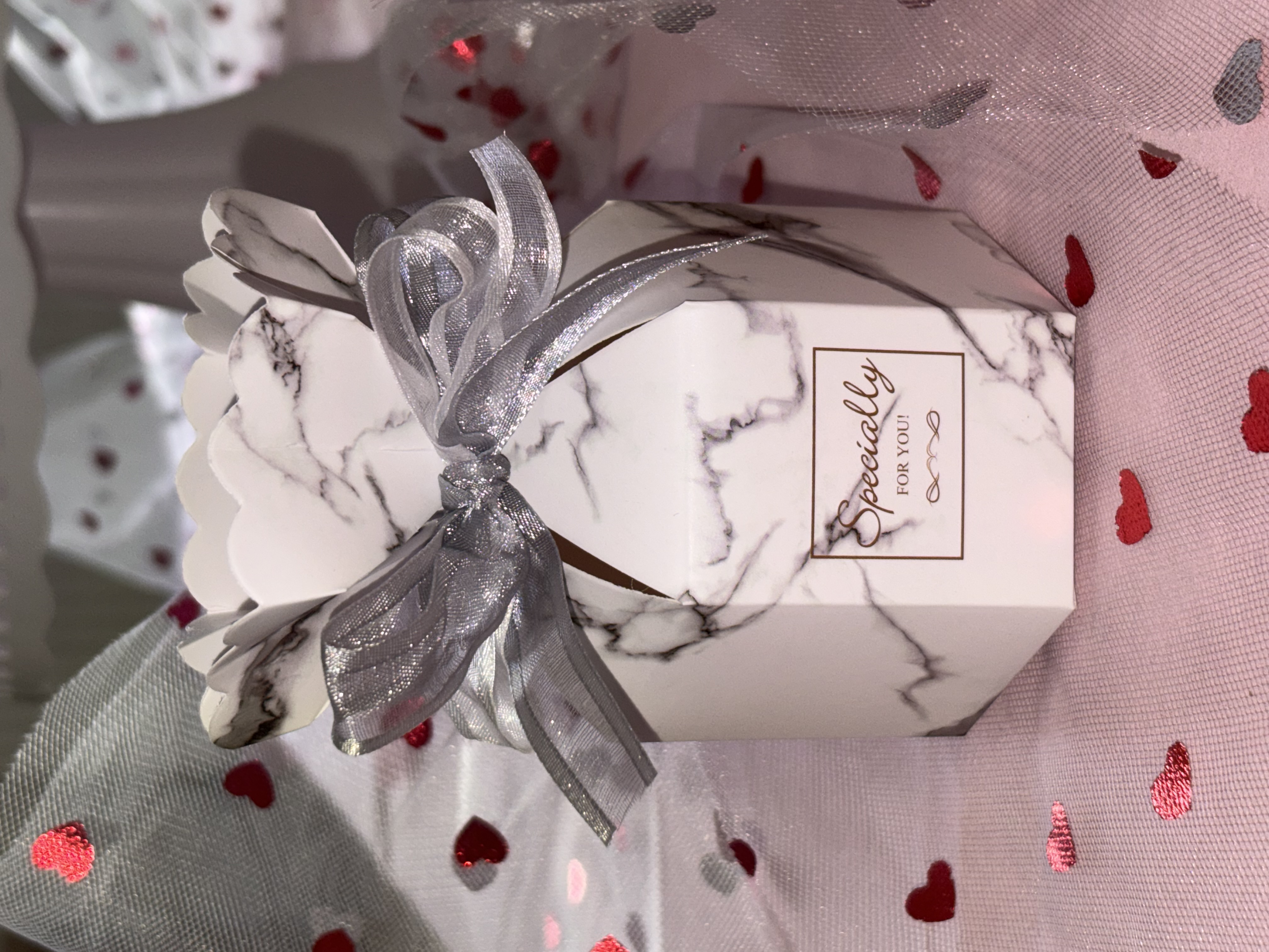 🩶Grey Marble Favour Box With Grey Two Tone Ribbon🩶