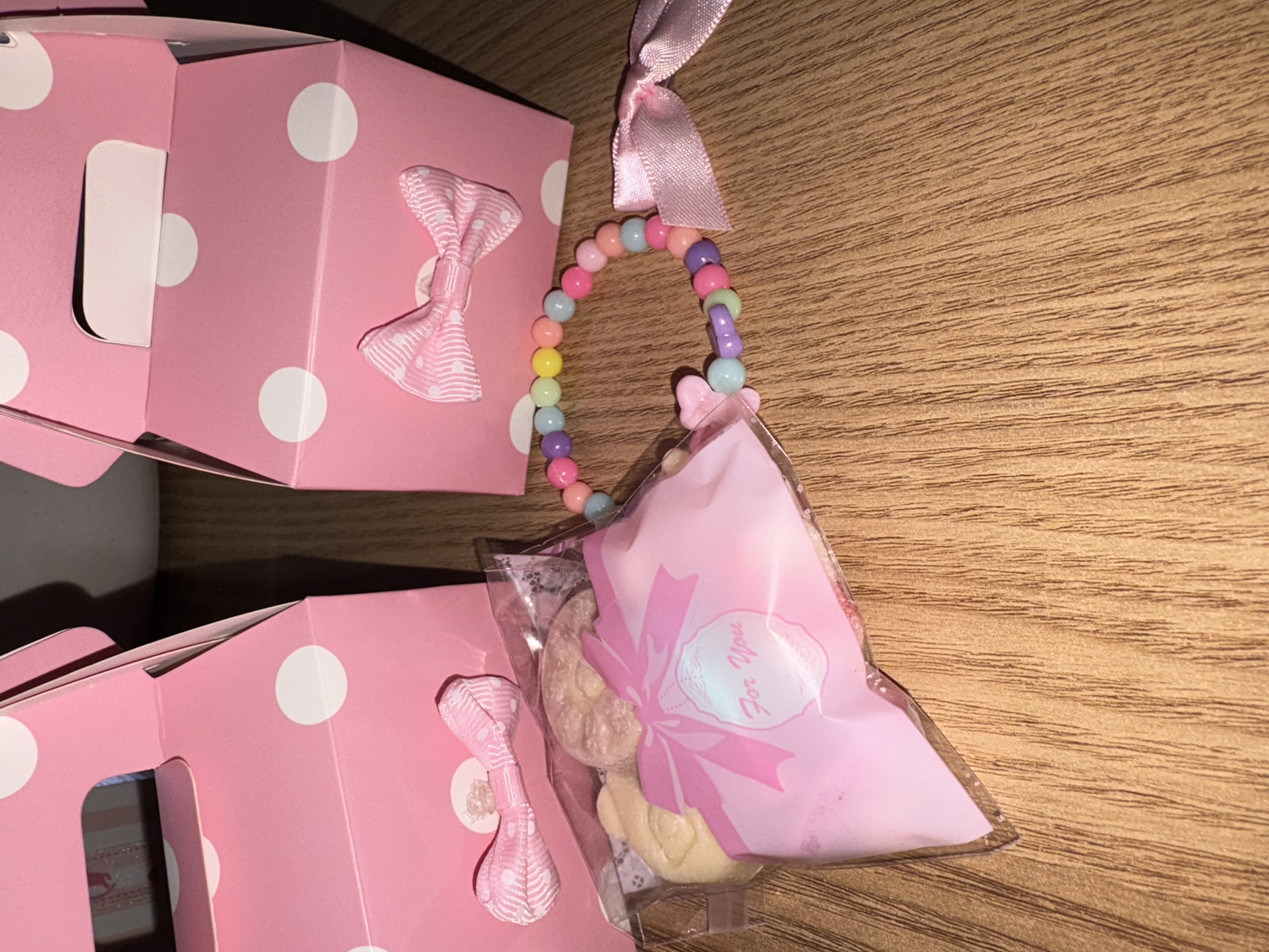 Pink Polka Dot favour Box 