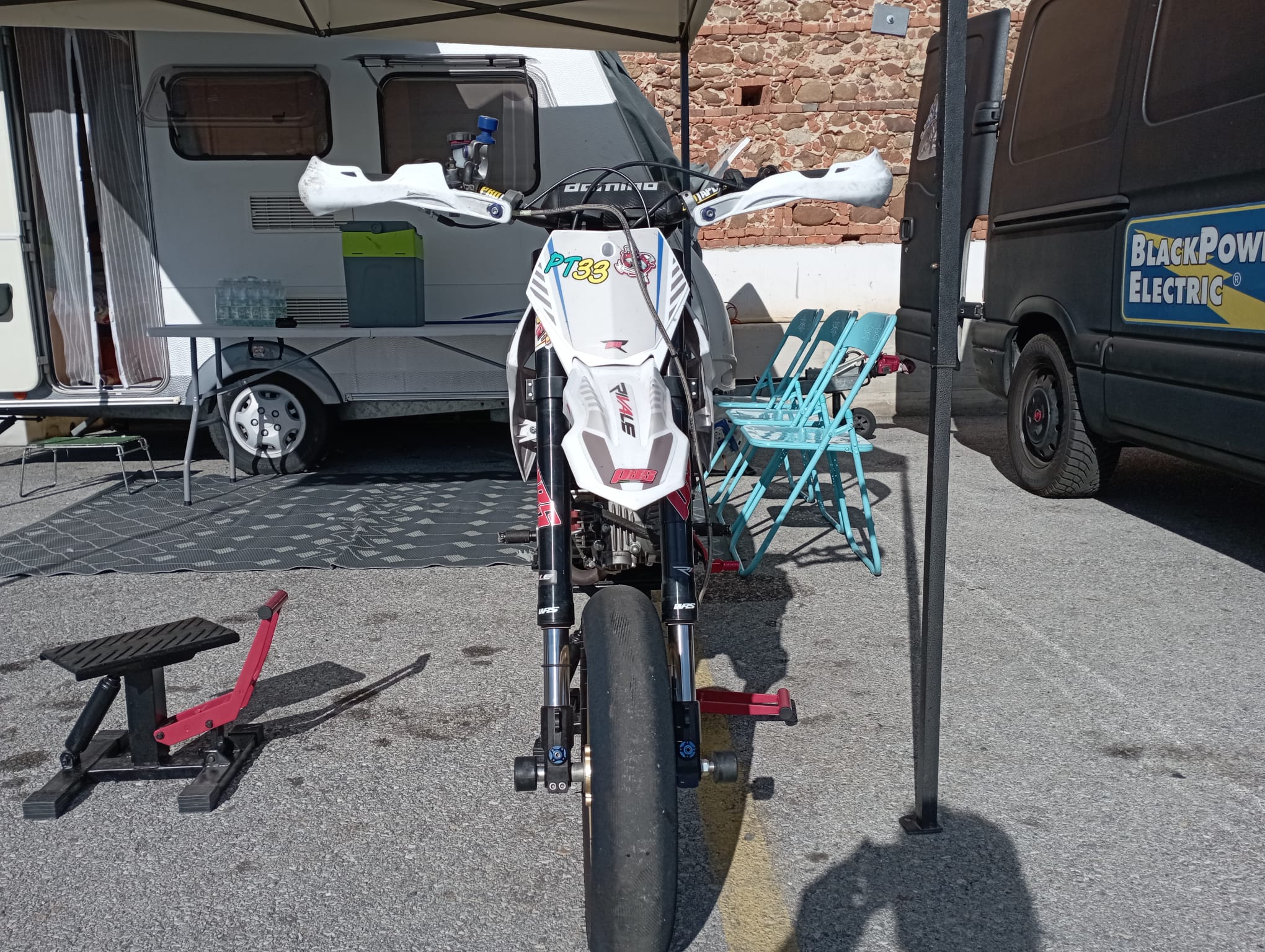 Noleggio Pitbike 160cc a Marce