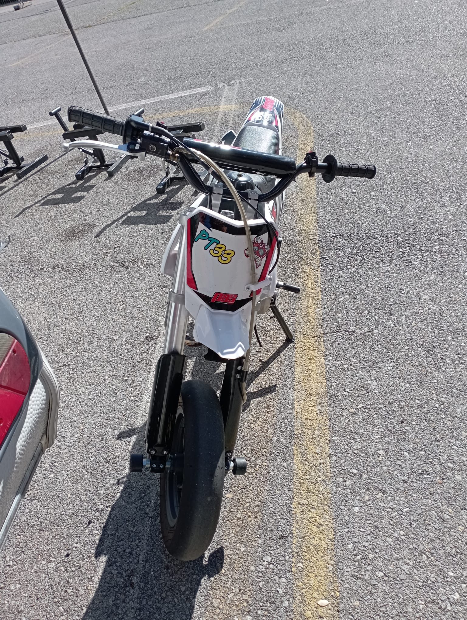 Noleggio Pitbike 100cc Monomarcia in pista