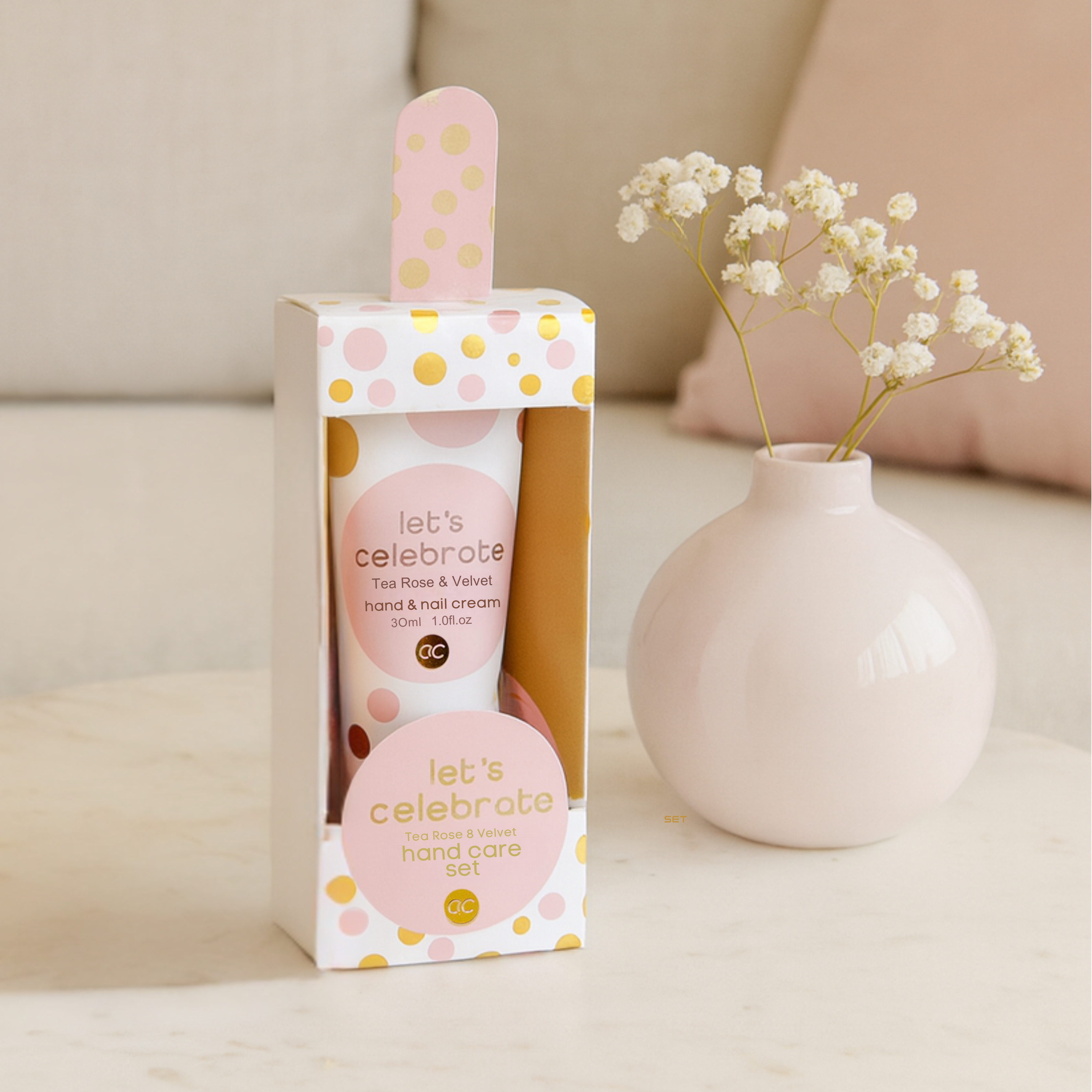 Rankų priežiūros rinkinys "Let's celebrate"