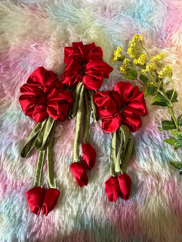 Tulip Scrunchies 