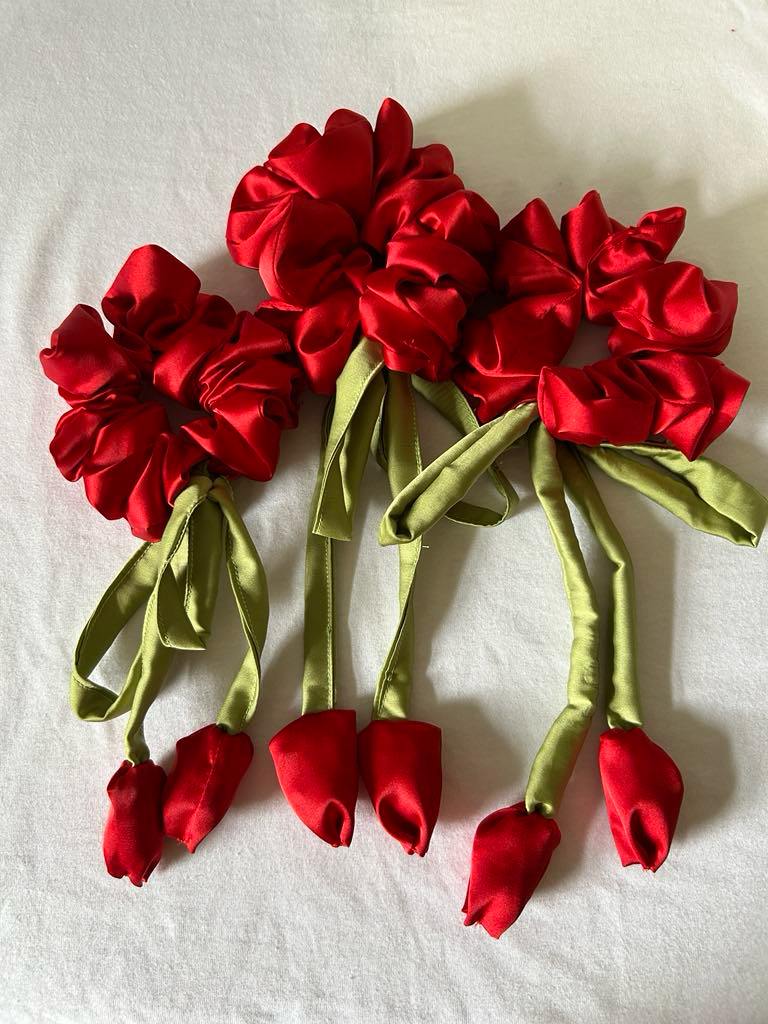 Tulip Scrunchies 
