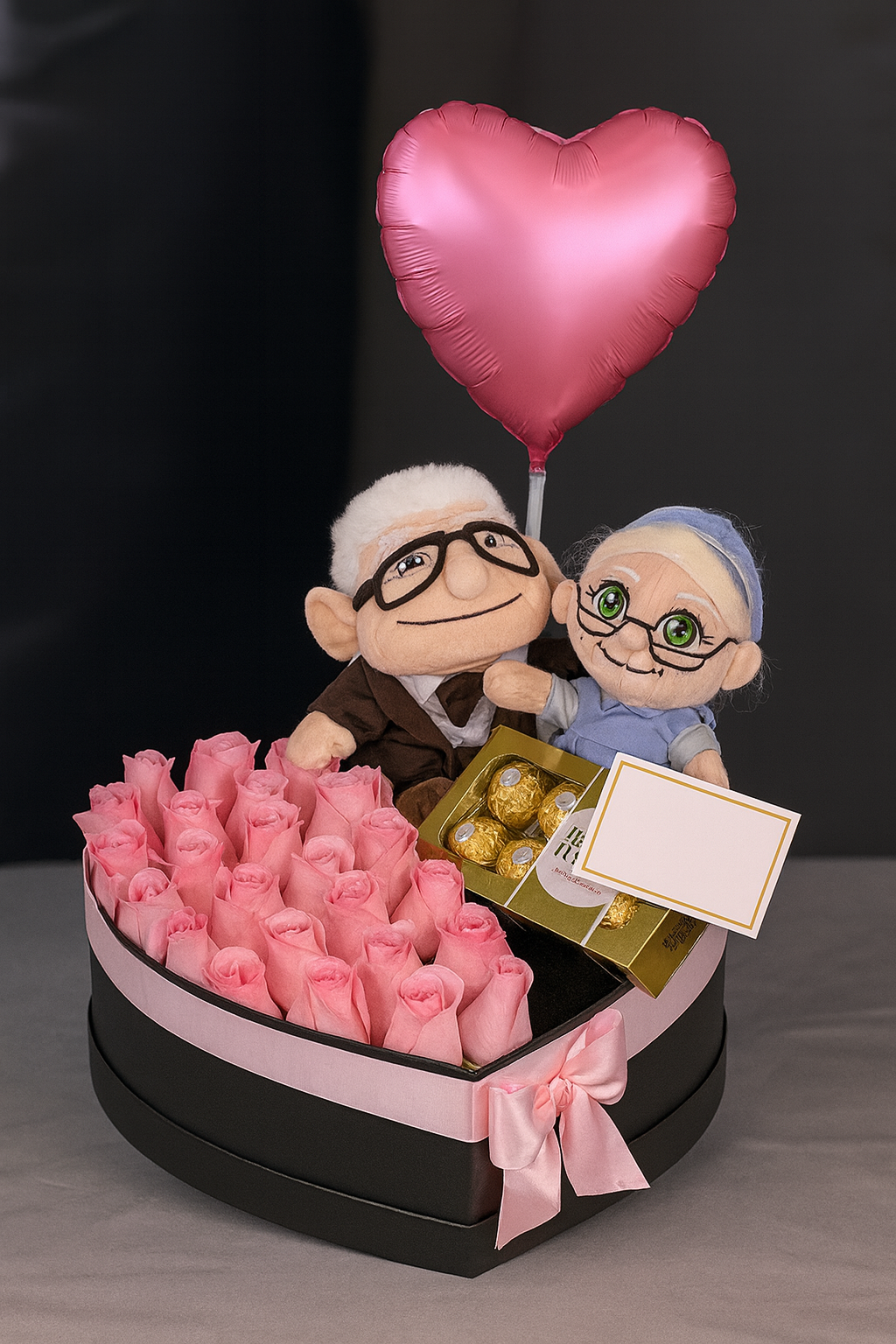 Caja viejitos 30 rosas rosadas peluches y Ferrero x8