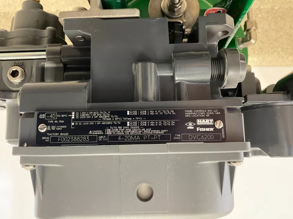 Fisher 24588CVF Control Valve with DVC6200 HC Actuator