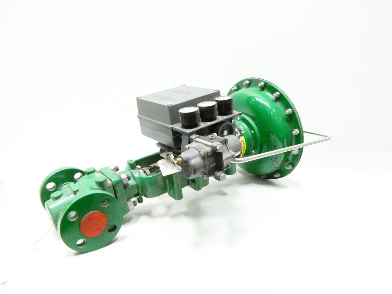 Fisher EZ 657 3582G Pneumatic Steel Flanged Control Valve