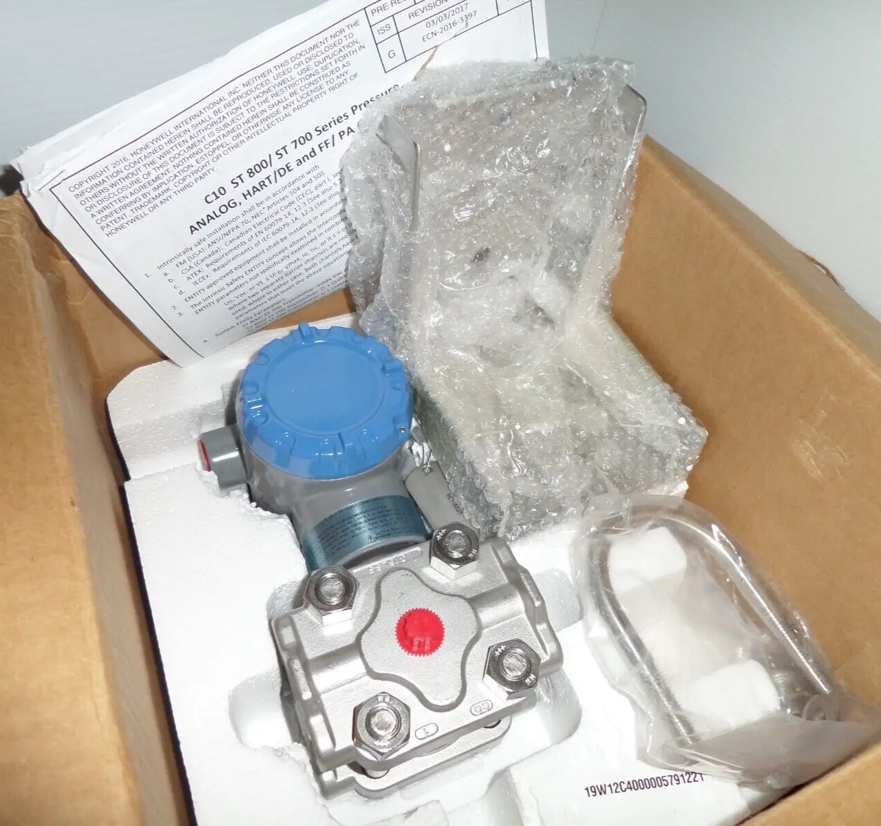 Pressure Transmitter Honeywell ST 800 SmartLine STR82D ST800