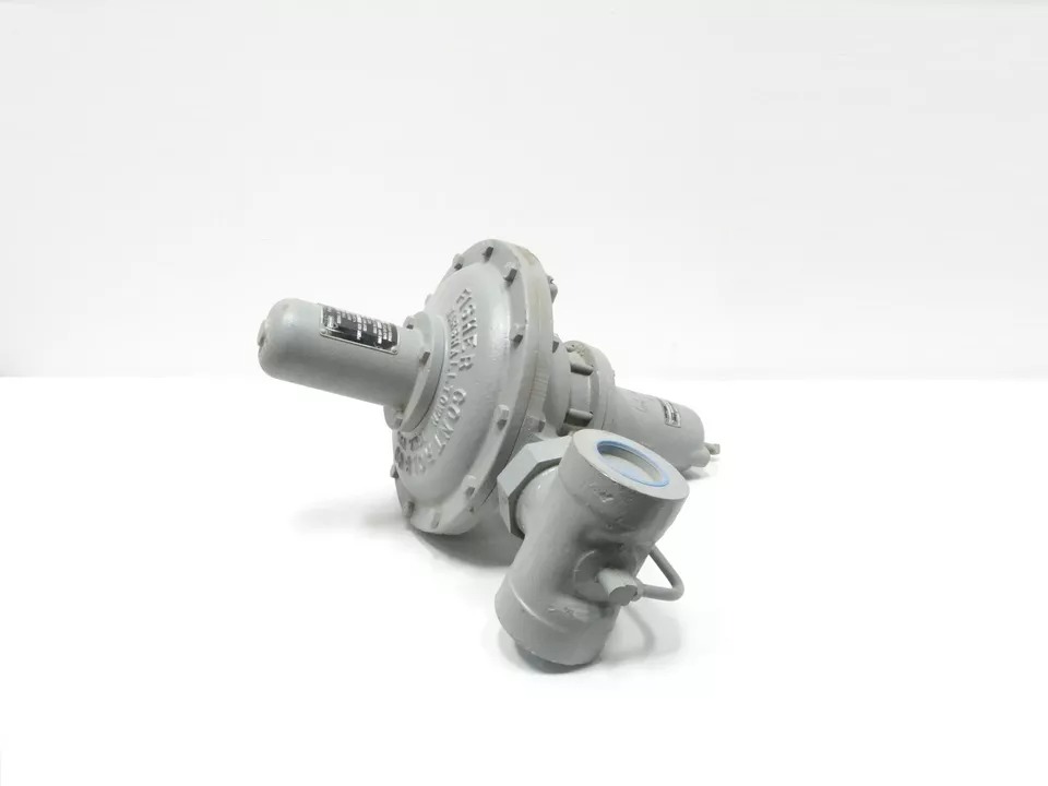 Fisher 99H Steel Pressure Reducing Regulator Valve, 2-inch NPT