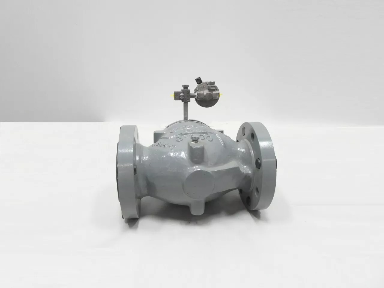 Fisher EZR Steel Flanged Pressure Reducing Regulator Valve, 3-inch, 300 lb