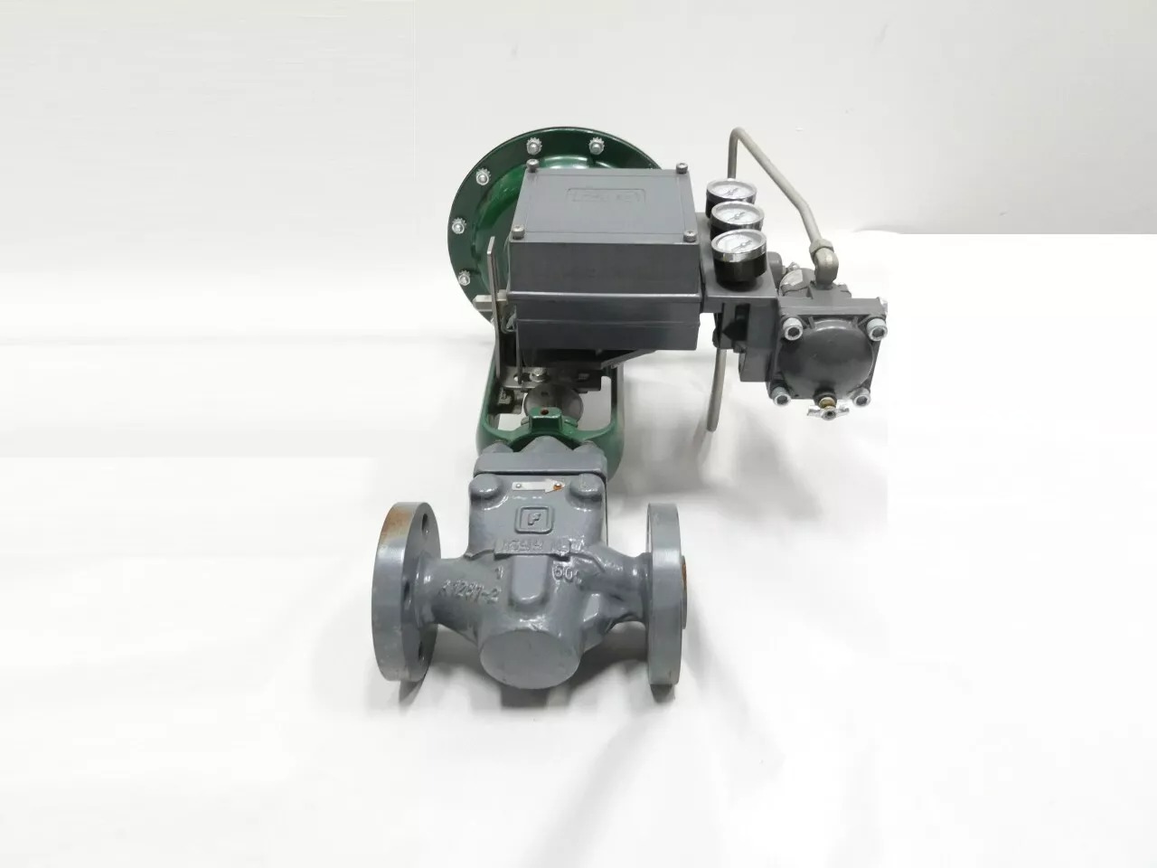 Fisher EZ 667 3582G Pneumatic Steel Flanged Control Valve, 1-Inch