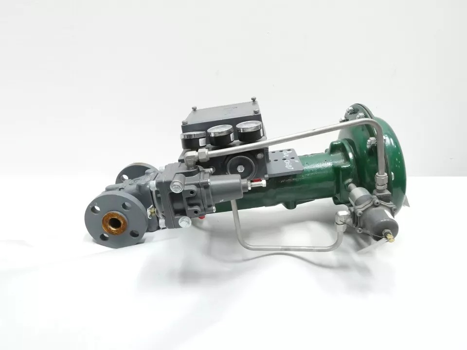 Fisher EZ 667 3582G Pneumatic Steel Flanged Control Valve, 1-Inch