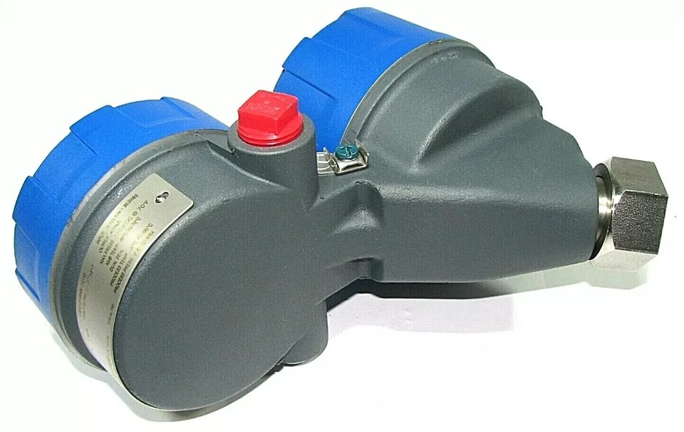 Magnetrol Eclipse 706-511A-310 / 7AT-5300-A10-00-035 Guided Wave Radar Transmitter