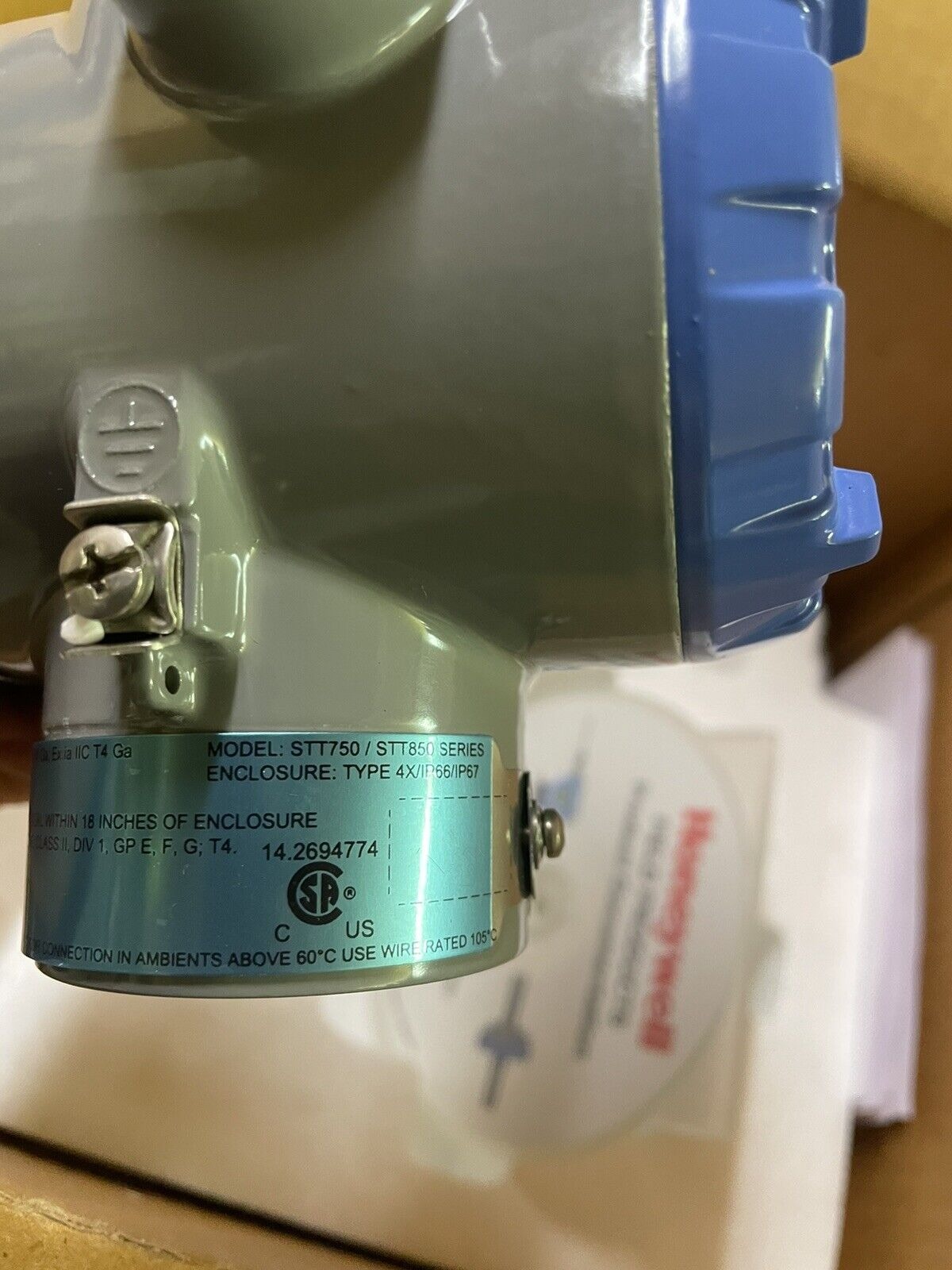 Honeywell STT750 Smart Line Temperature Transmitter