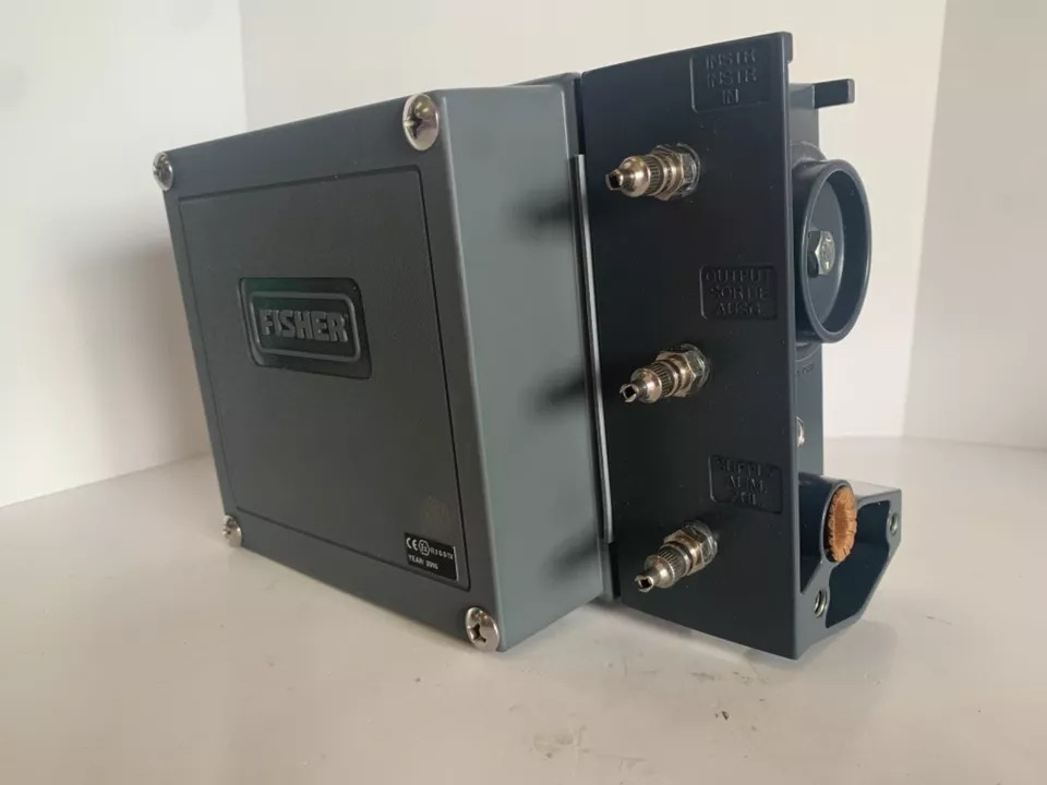 Fisher 3582 Pneumatic Valve Positioner 