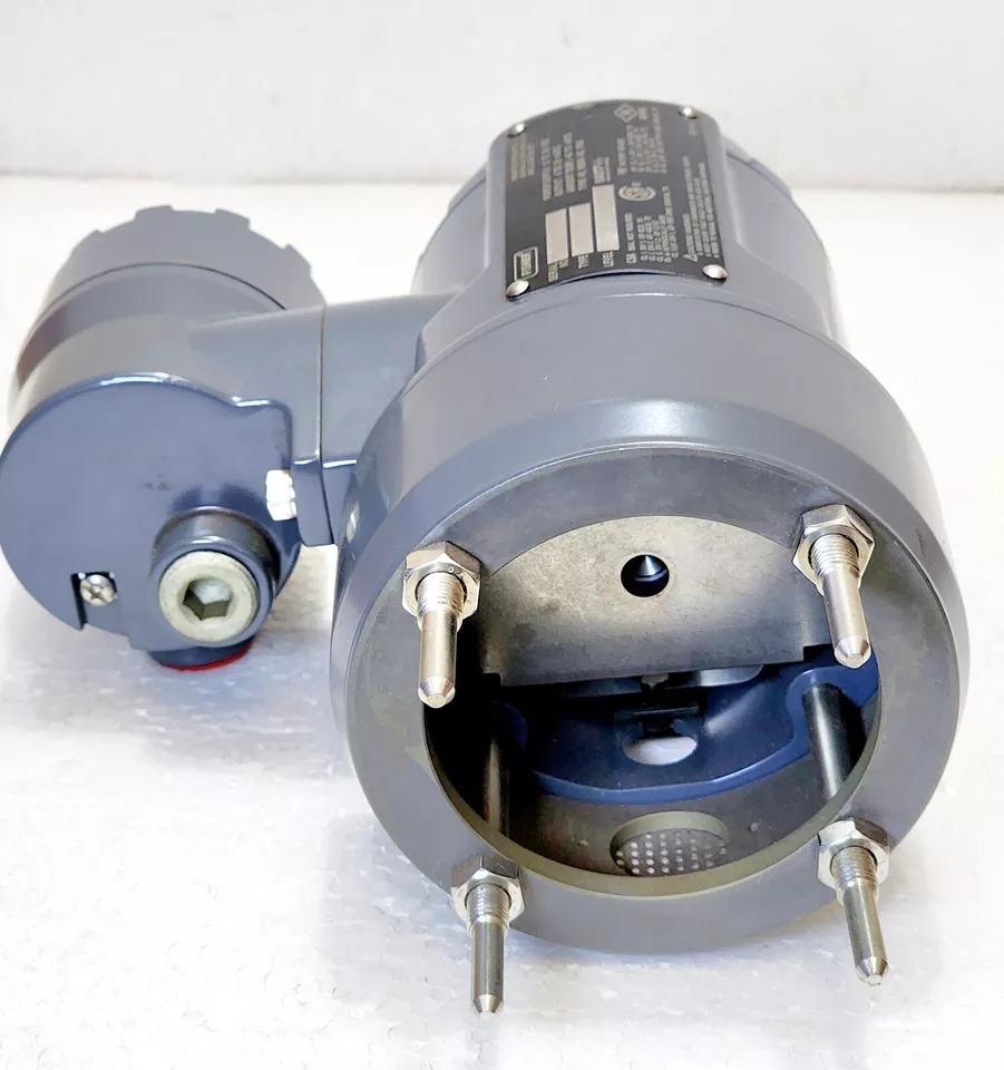 Fisher DLC3010 Digital Level Controller