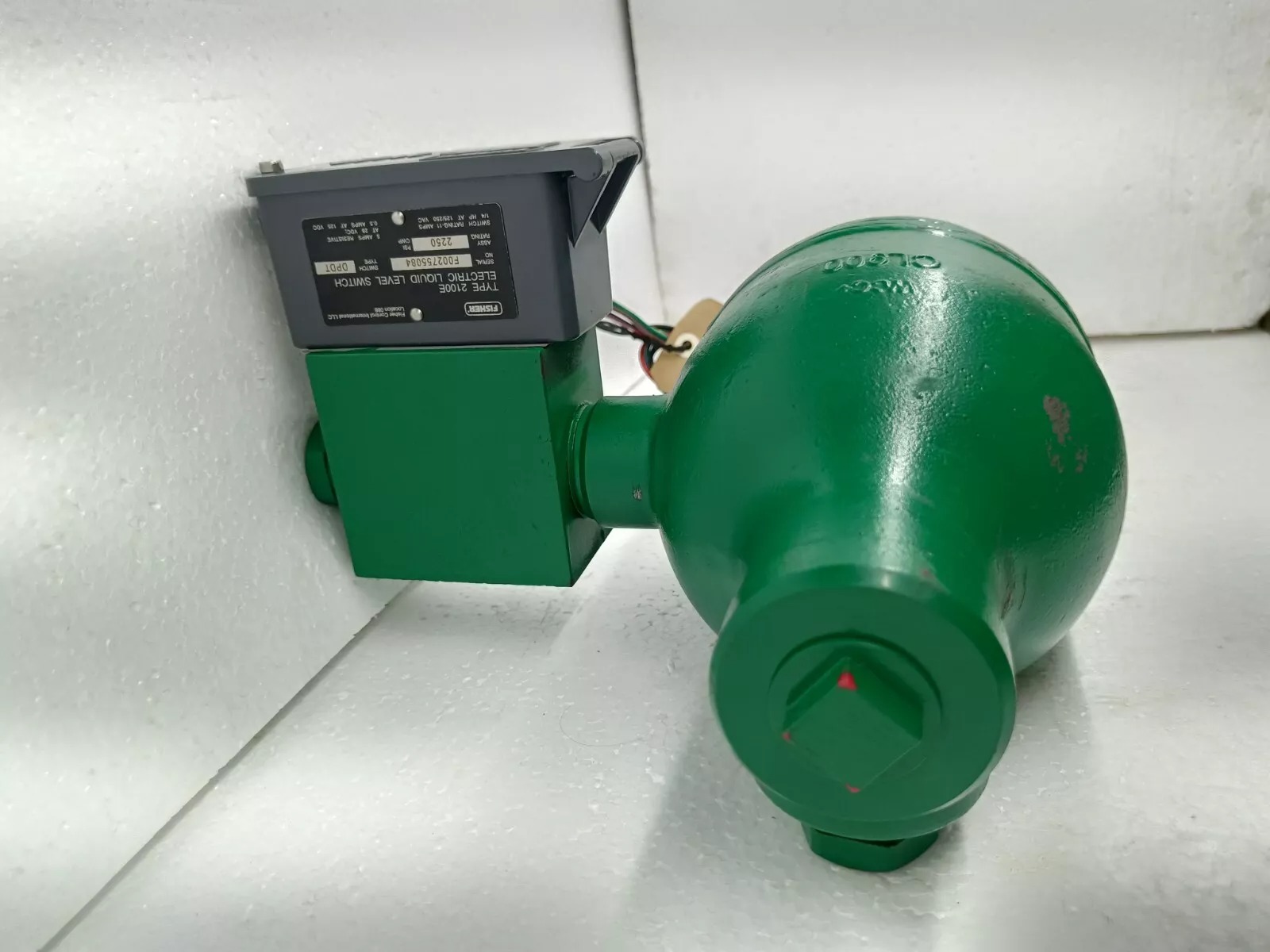 Fisher Level Switch 2100/2100E