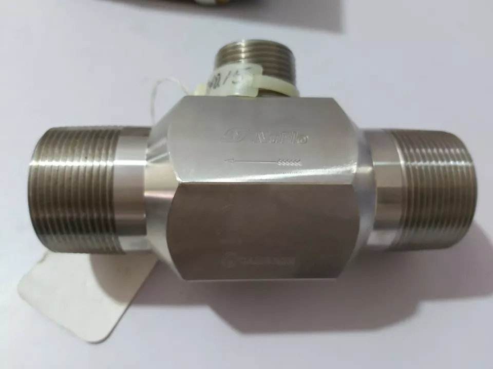 NuFlo Liquid Turbine Flow Meter 2" NPT