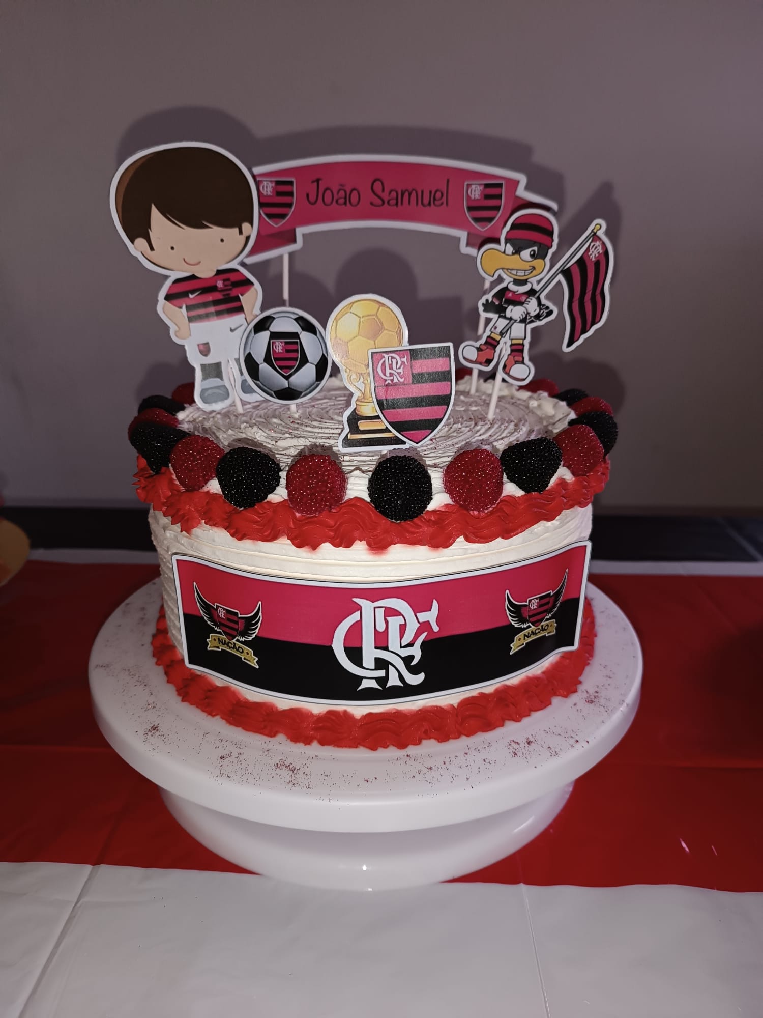 Bolo de aniversário com tema de Flamenco