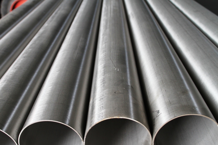 2 1/2'' SS Round Pipe-SteelTech-Grade-4