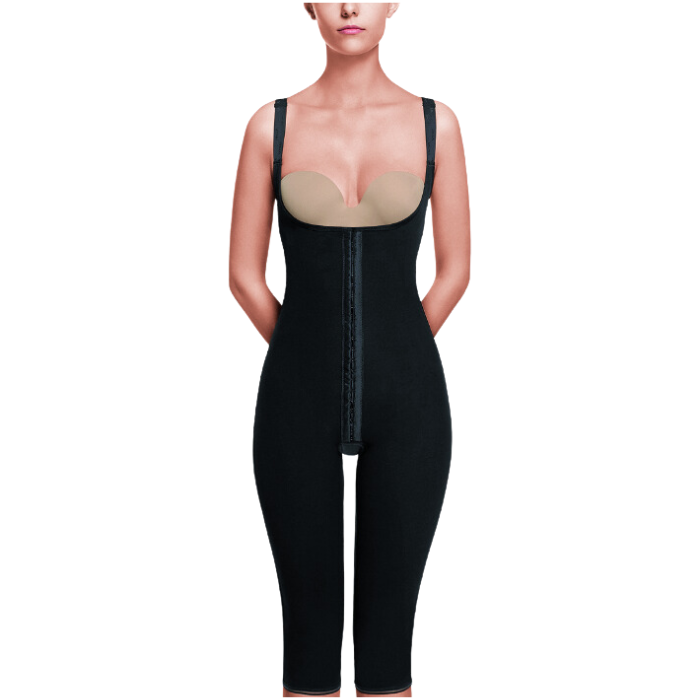 Faja transferencia de grasa con prolongación abdominal, por debajo de la rodilla color negro.