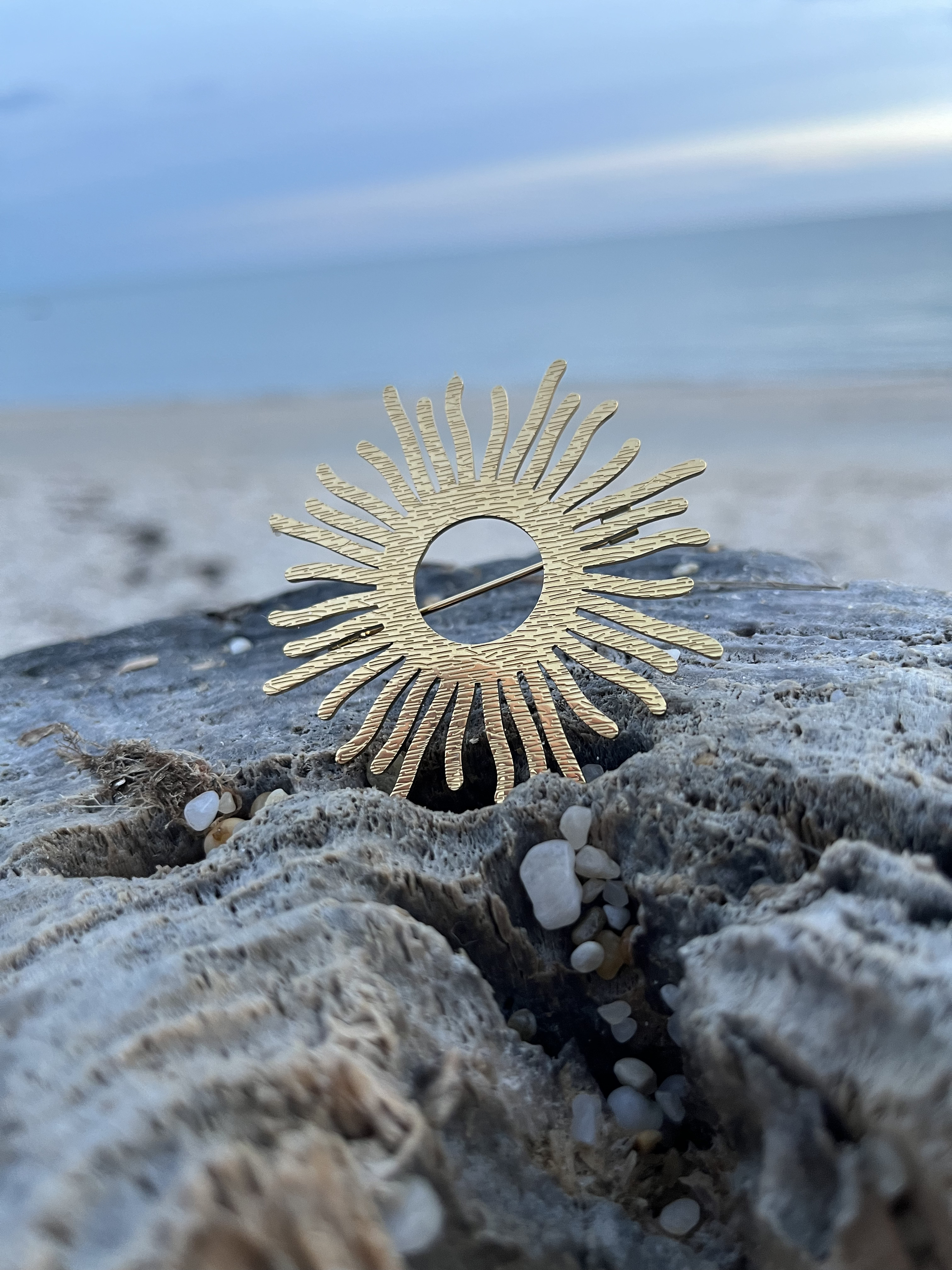 Broche Soleil 