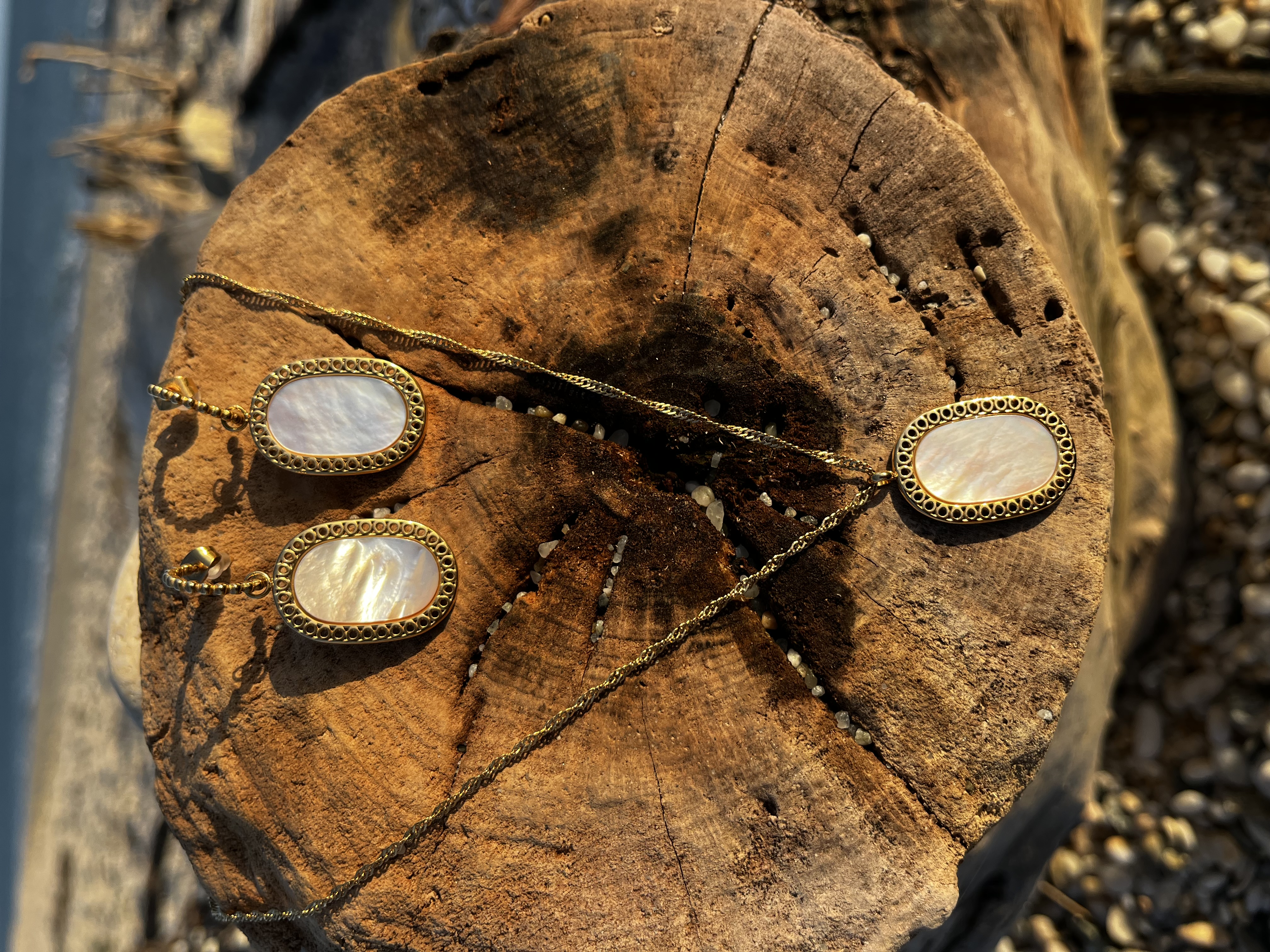 Collier Aqua nacre blanche