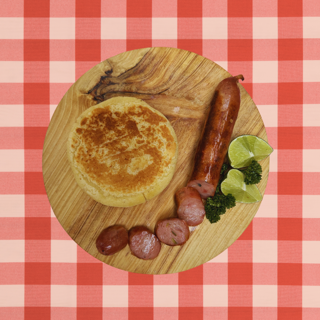 Arepa de Queso Con Chorizo Santarrosano