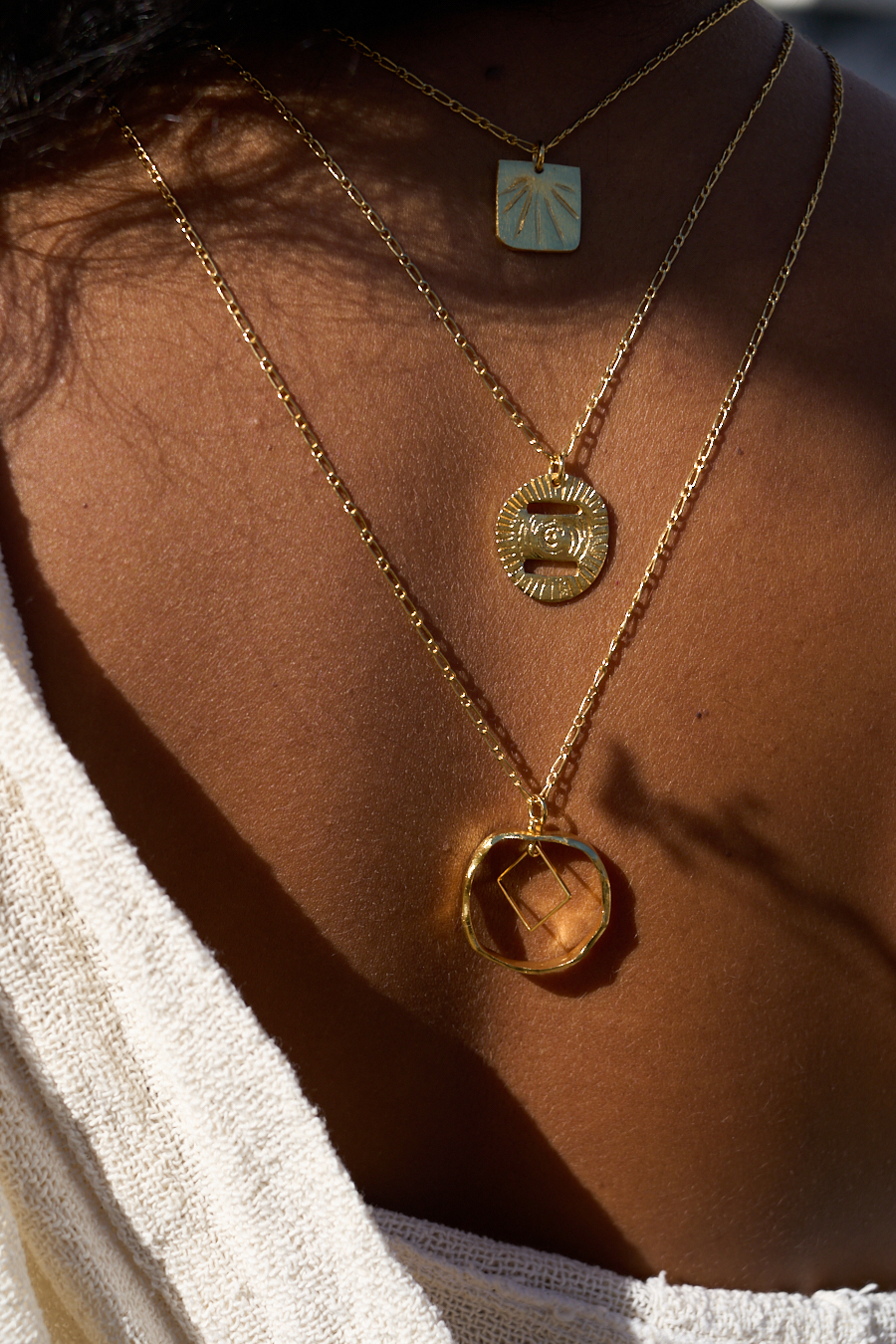 INTI. Collier 