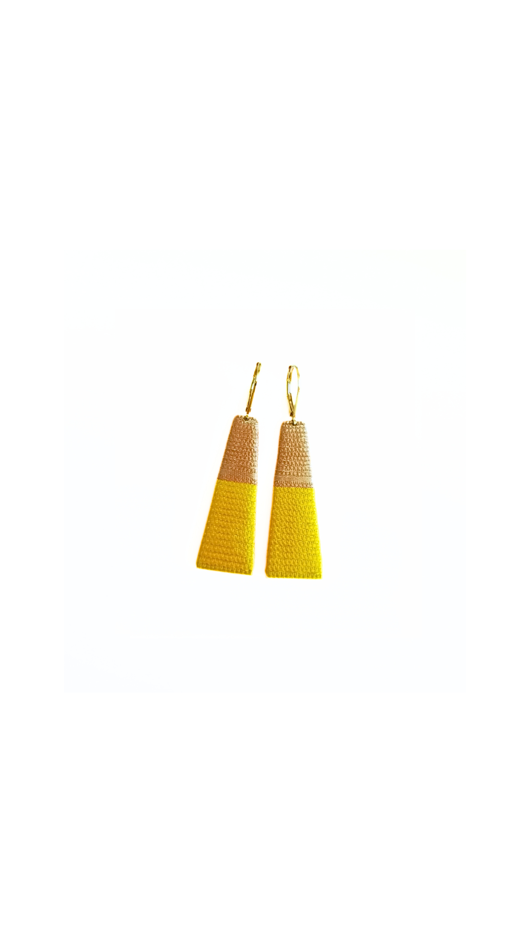 THOT. Boucles d'oreilles _ beige soleil