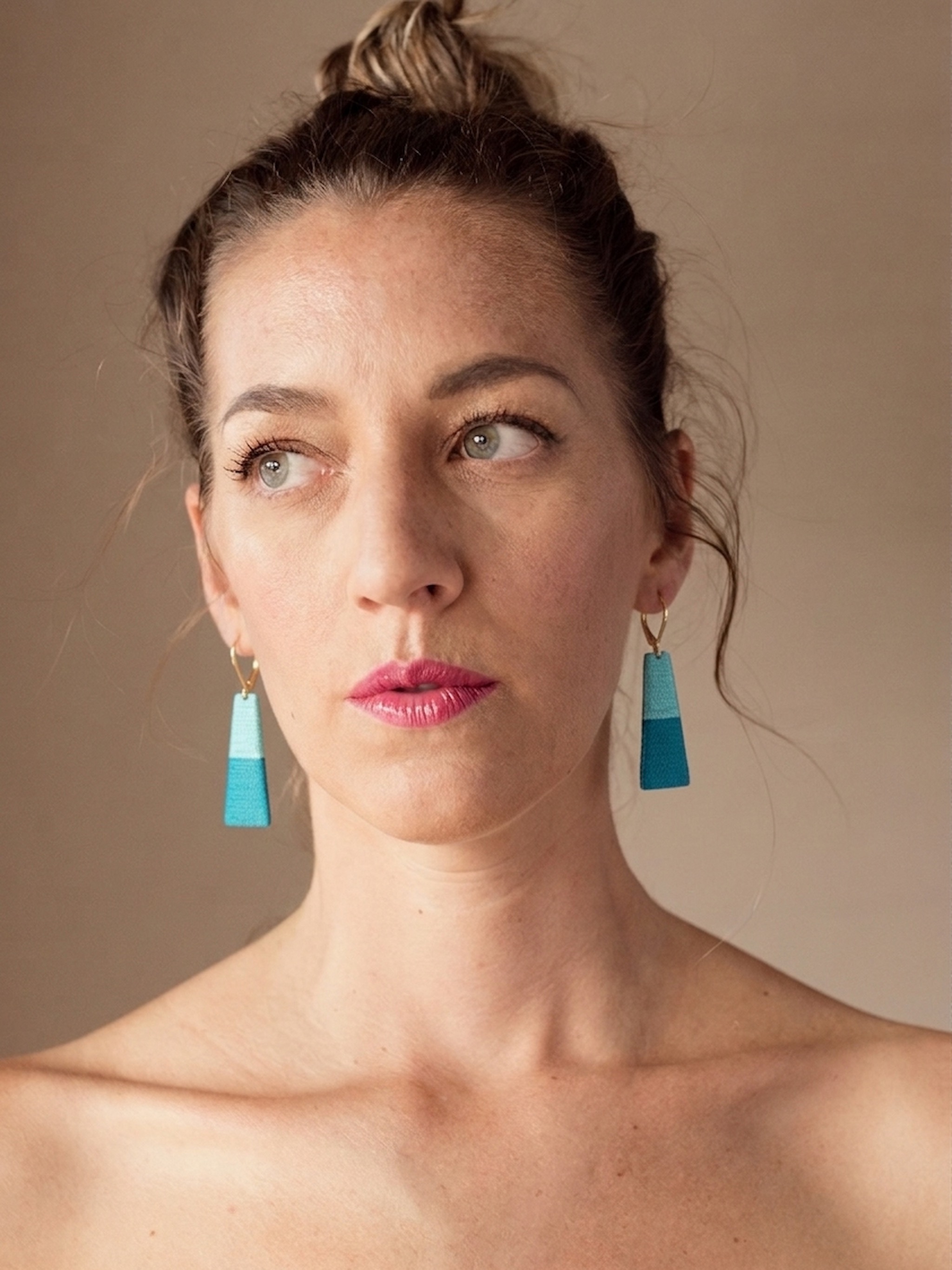 THOT Boucles d'oreilles Gamme Feu - eaux marines turquoise