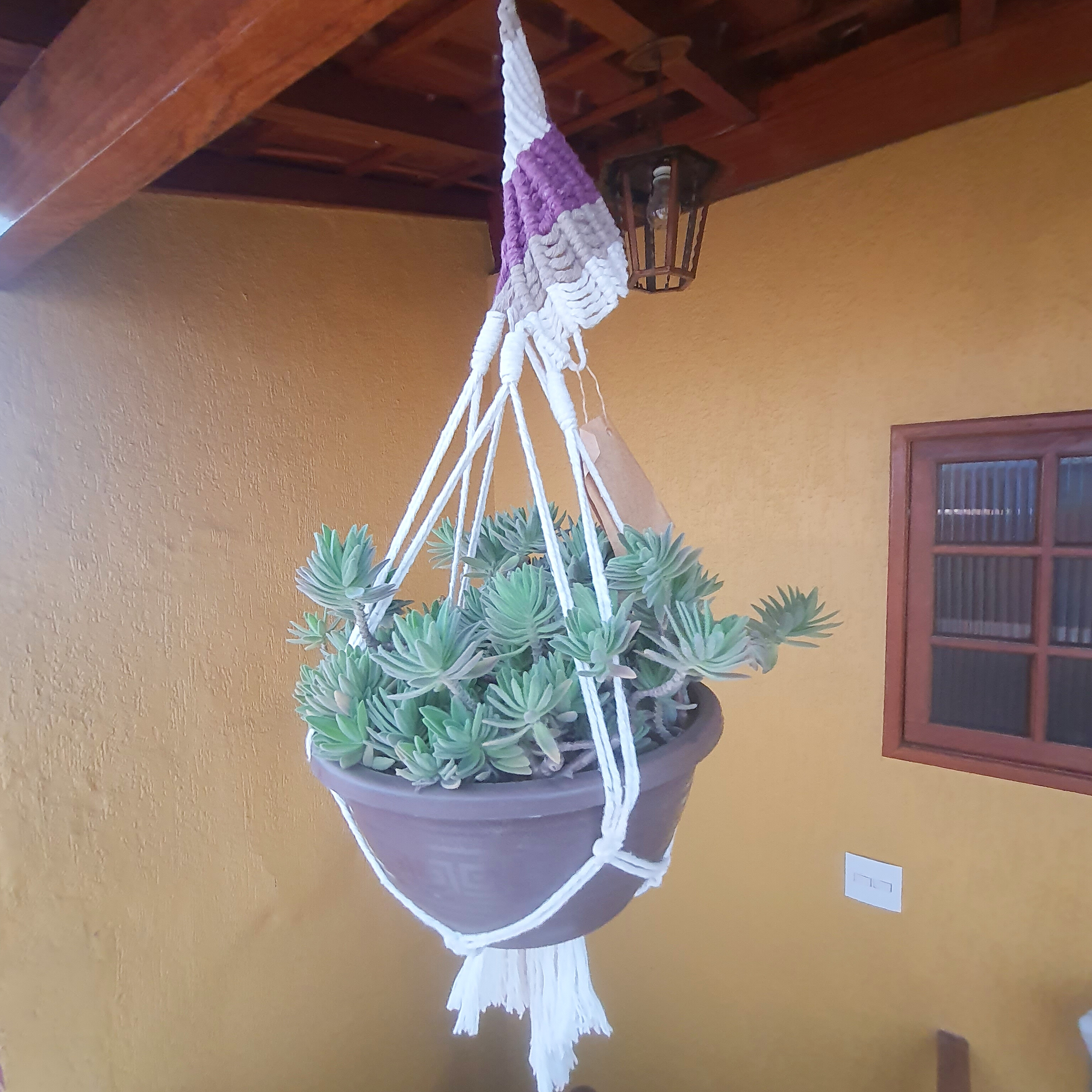 Suporte para Vasos de Plantas em Macramê