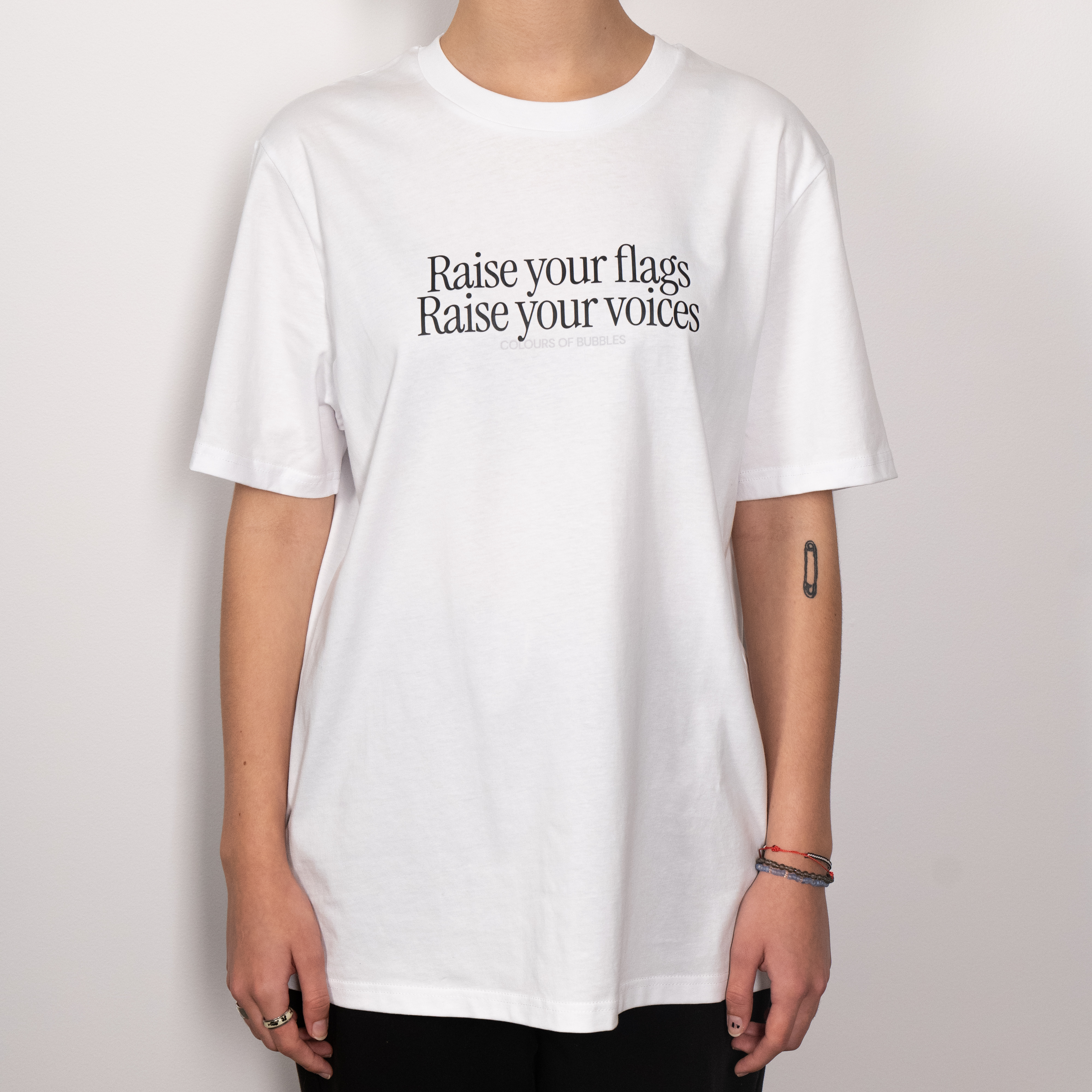 ‘Raise your flags’ t-shirt