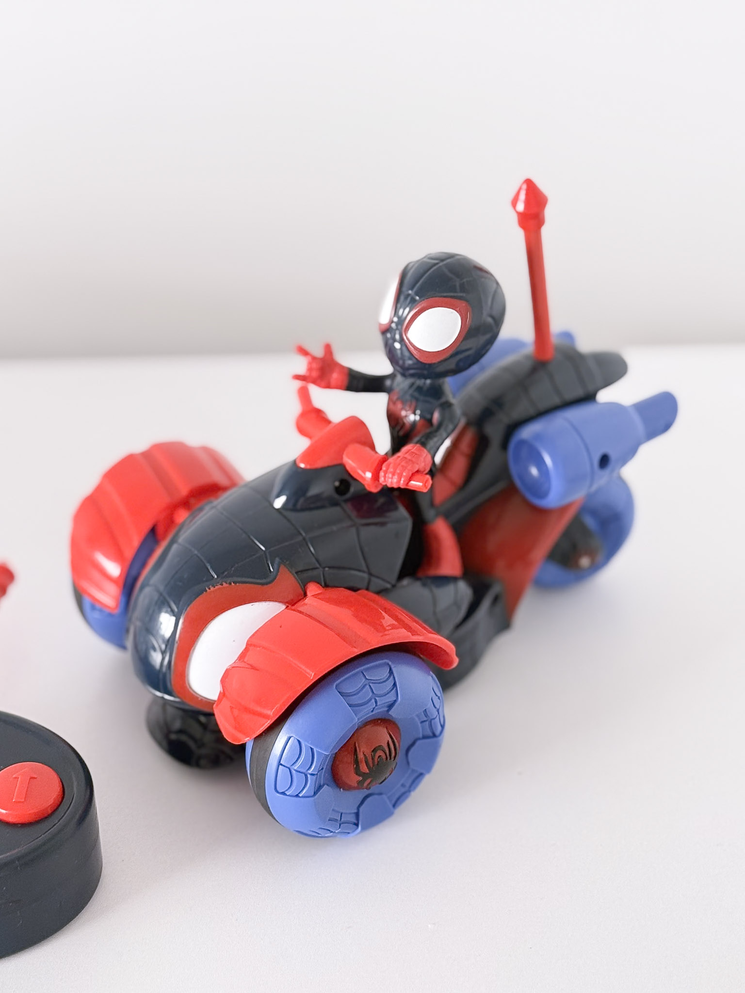Marvel Spidey pulteliu valdoma mašina