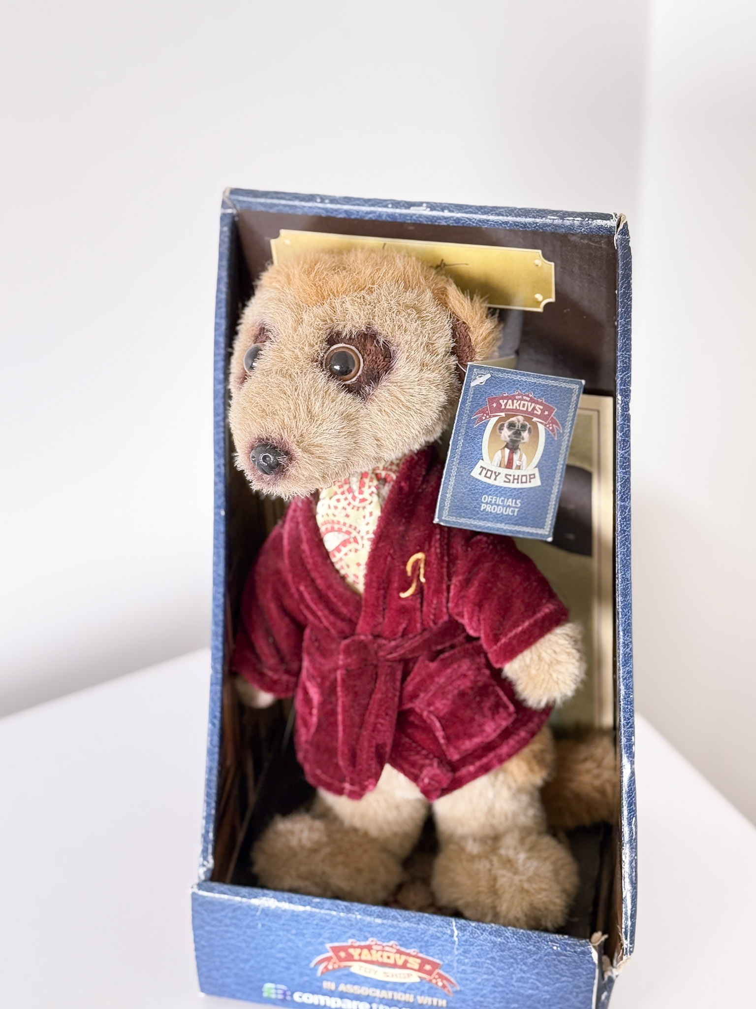 Yakov's Toy Shop nauja surikata