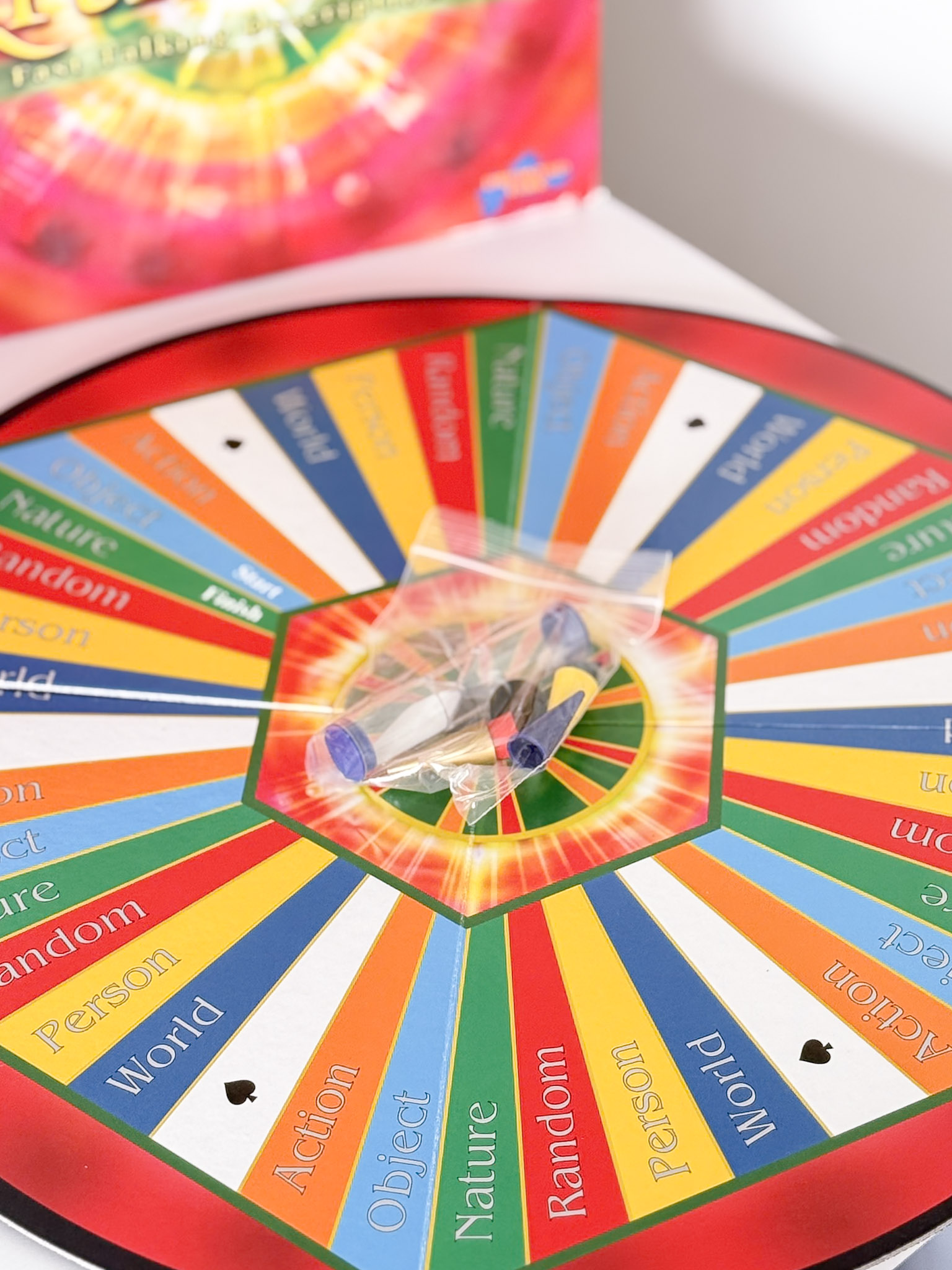 Naujas žodžių spėliojimo stalo žaidimas "Articulate!"
